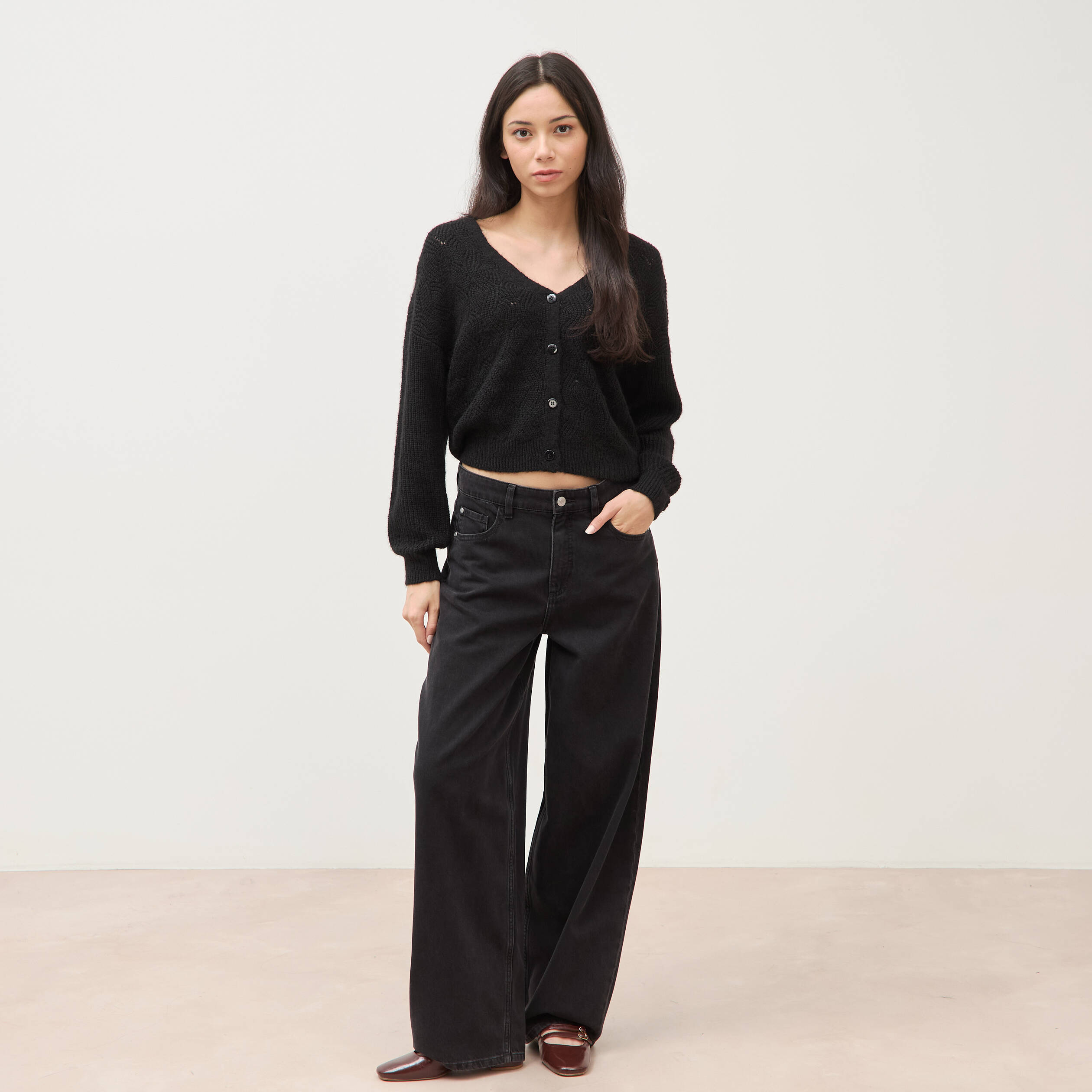 Gilet manches longues col v noir femme