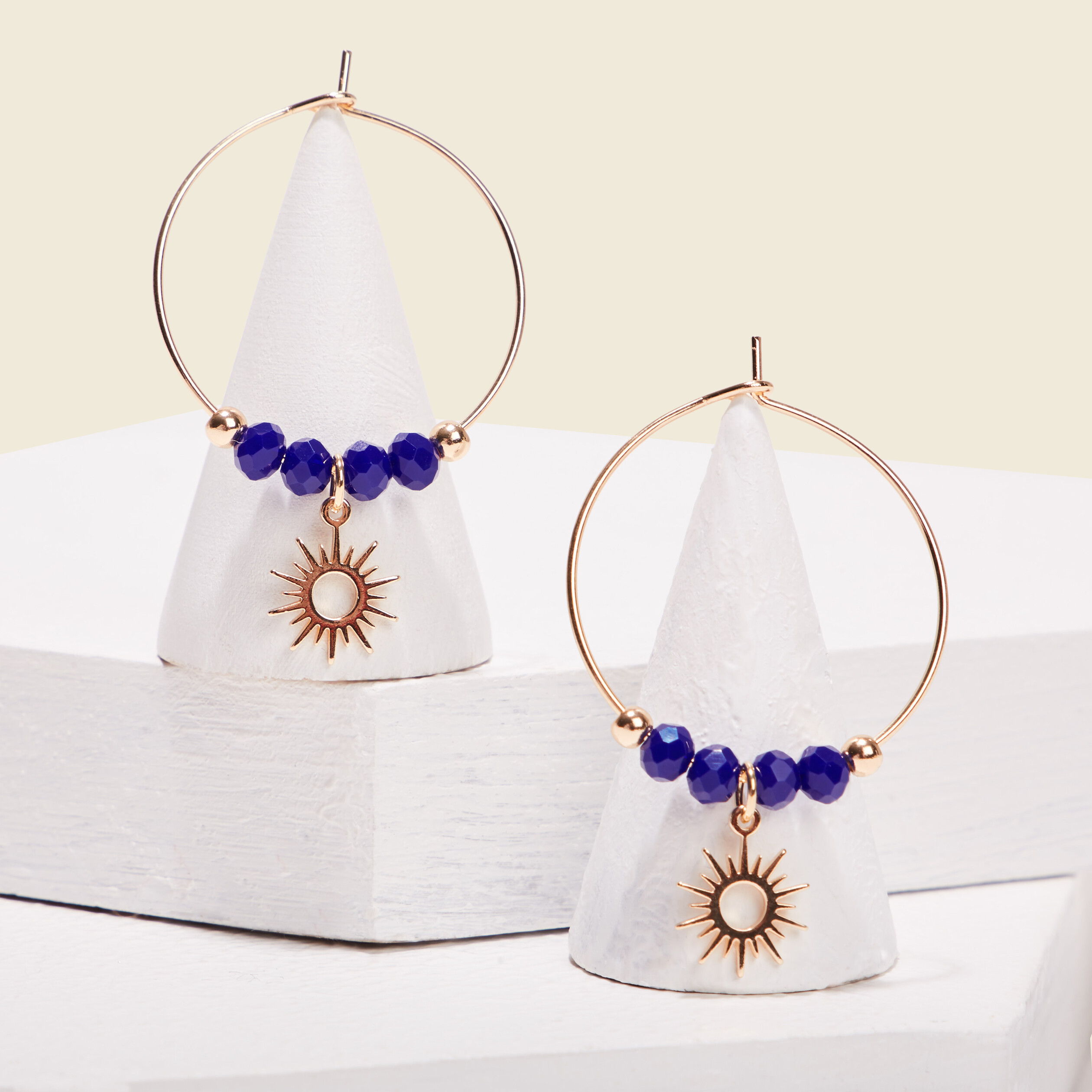 Boucles d'oreilles créoles bleu marine femme