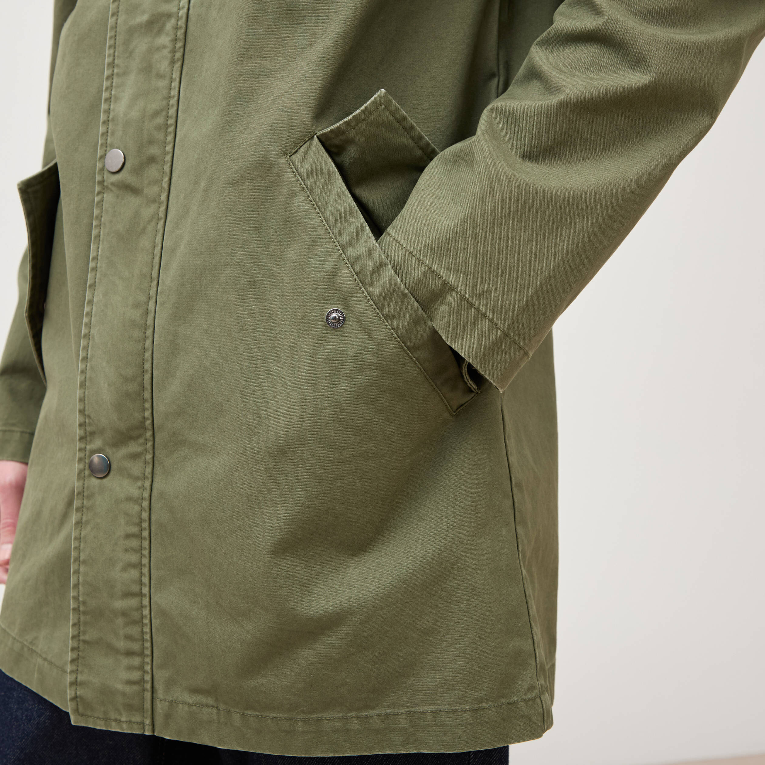 Parka droite mi-longue &agrave; capuche vert kaki homme