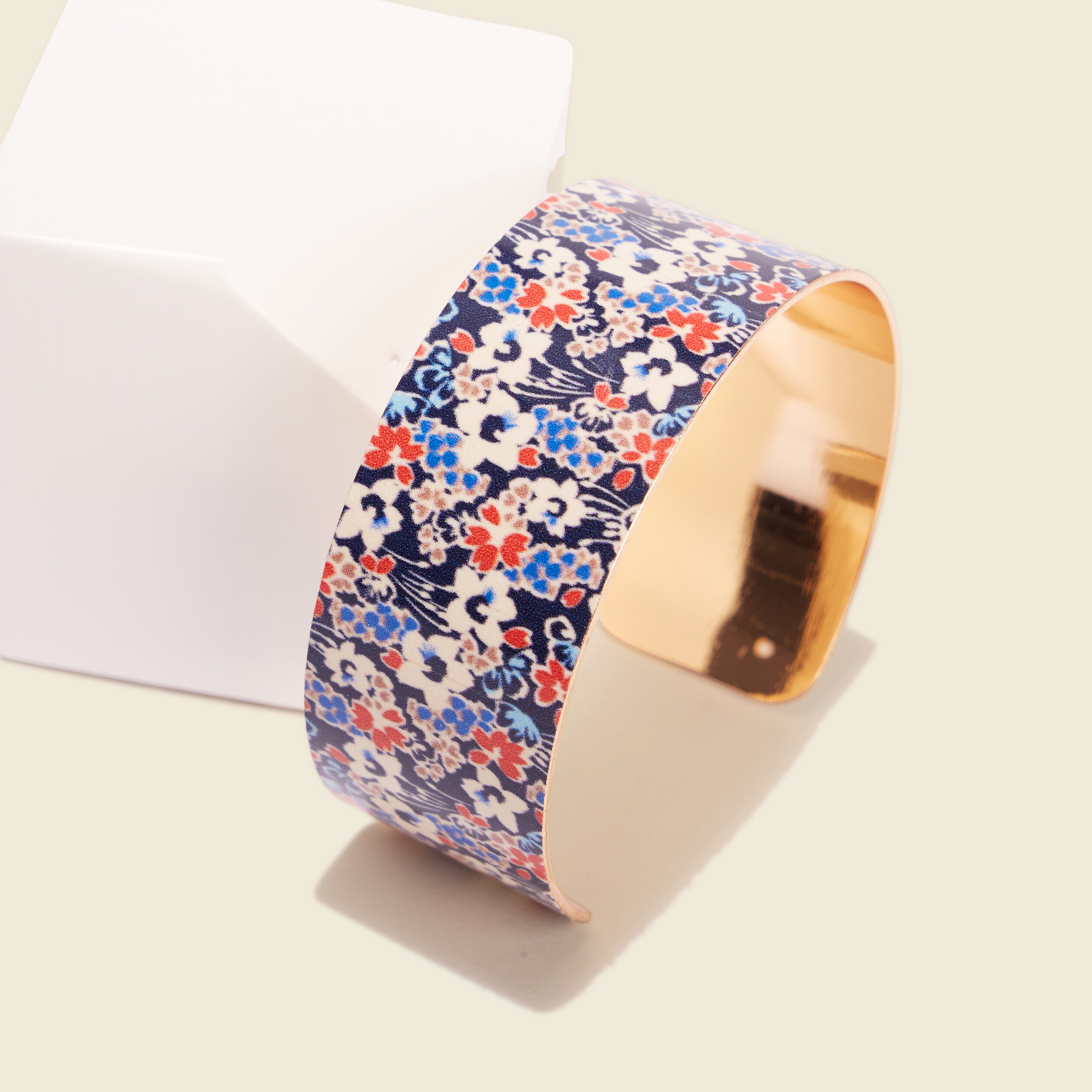 Bracelet manchette en métal bleu marine femme