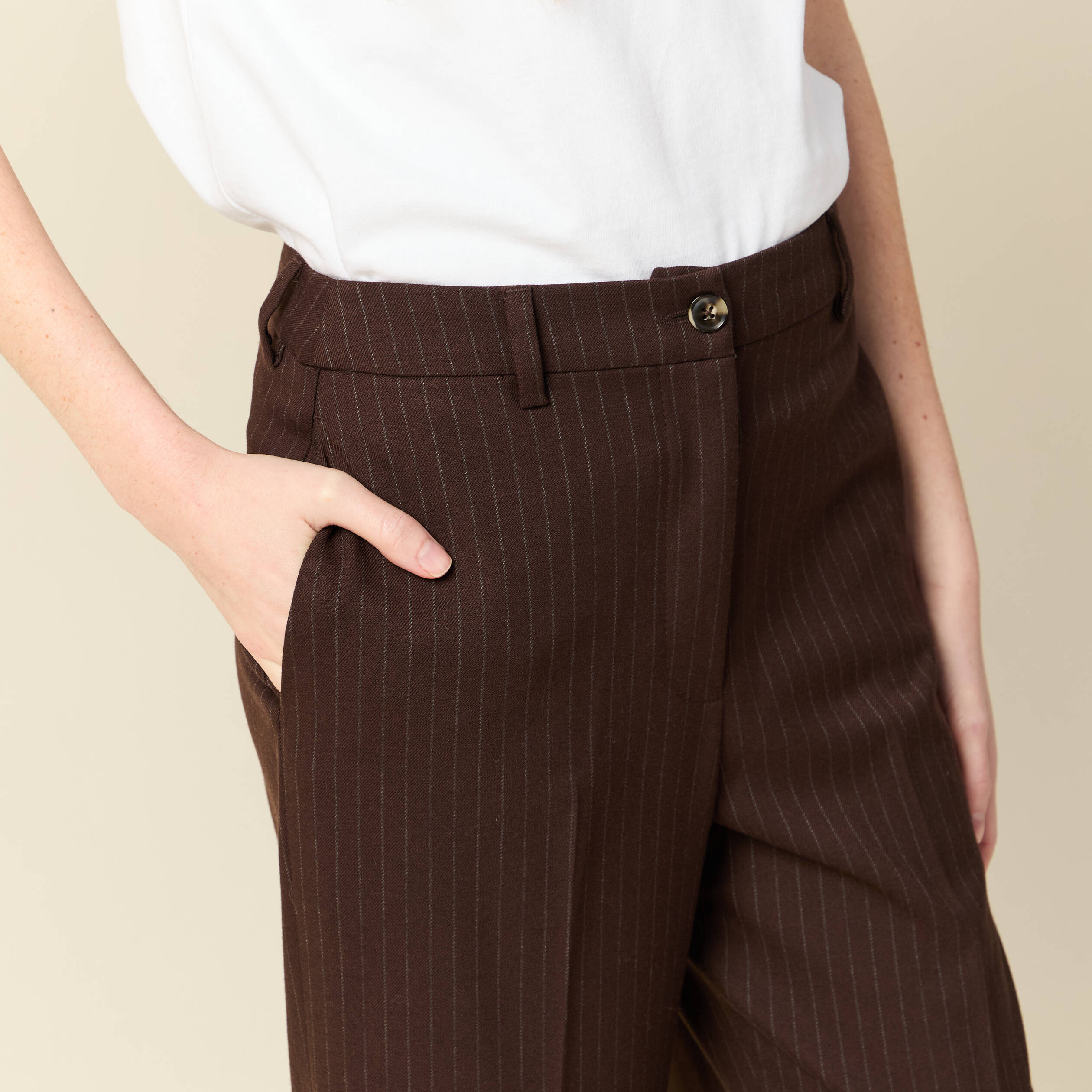Pantalon taille haute marron fonc&eacute; femme