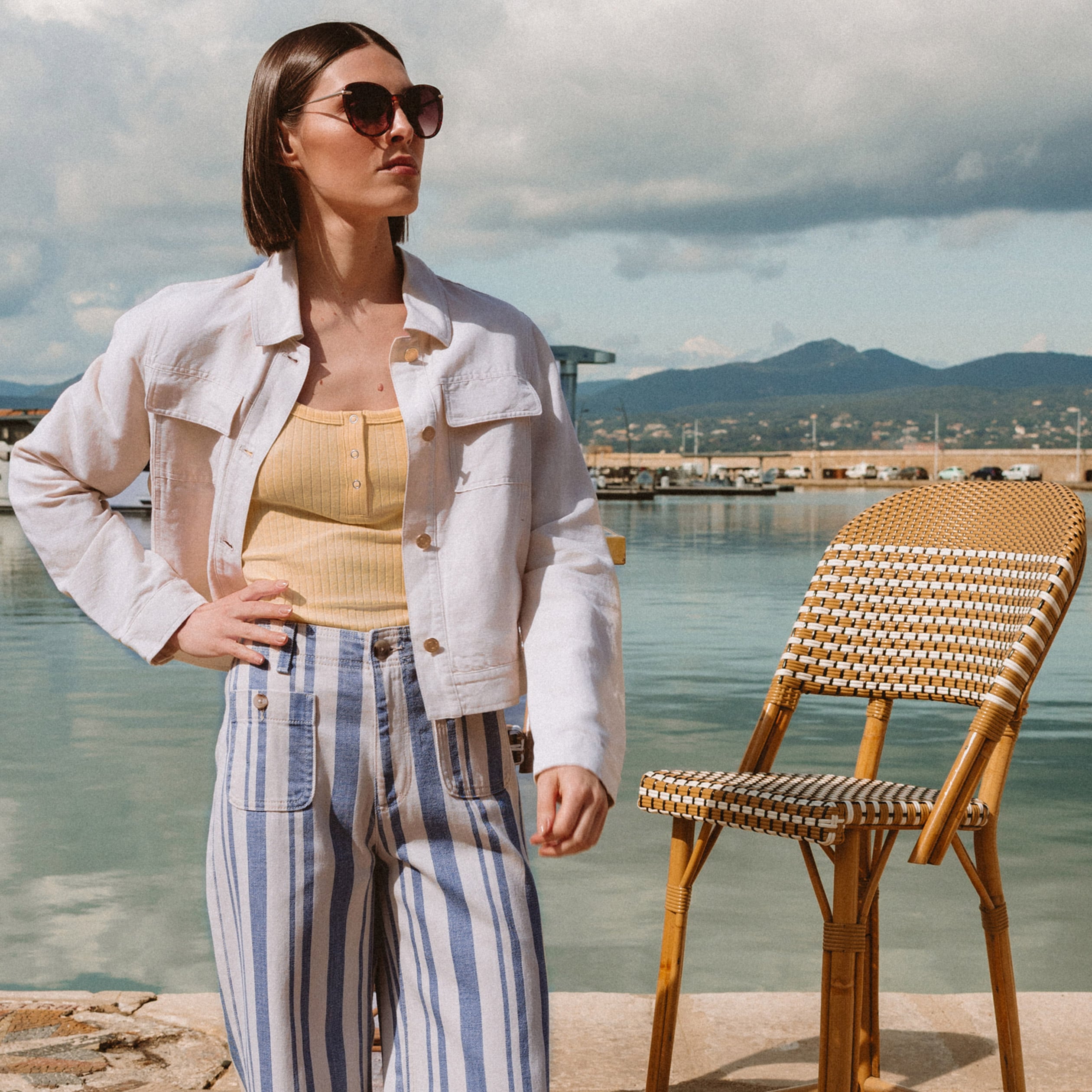 Veste courte boutonn&eacute;e ecru femme