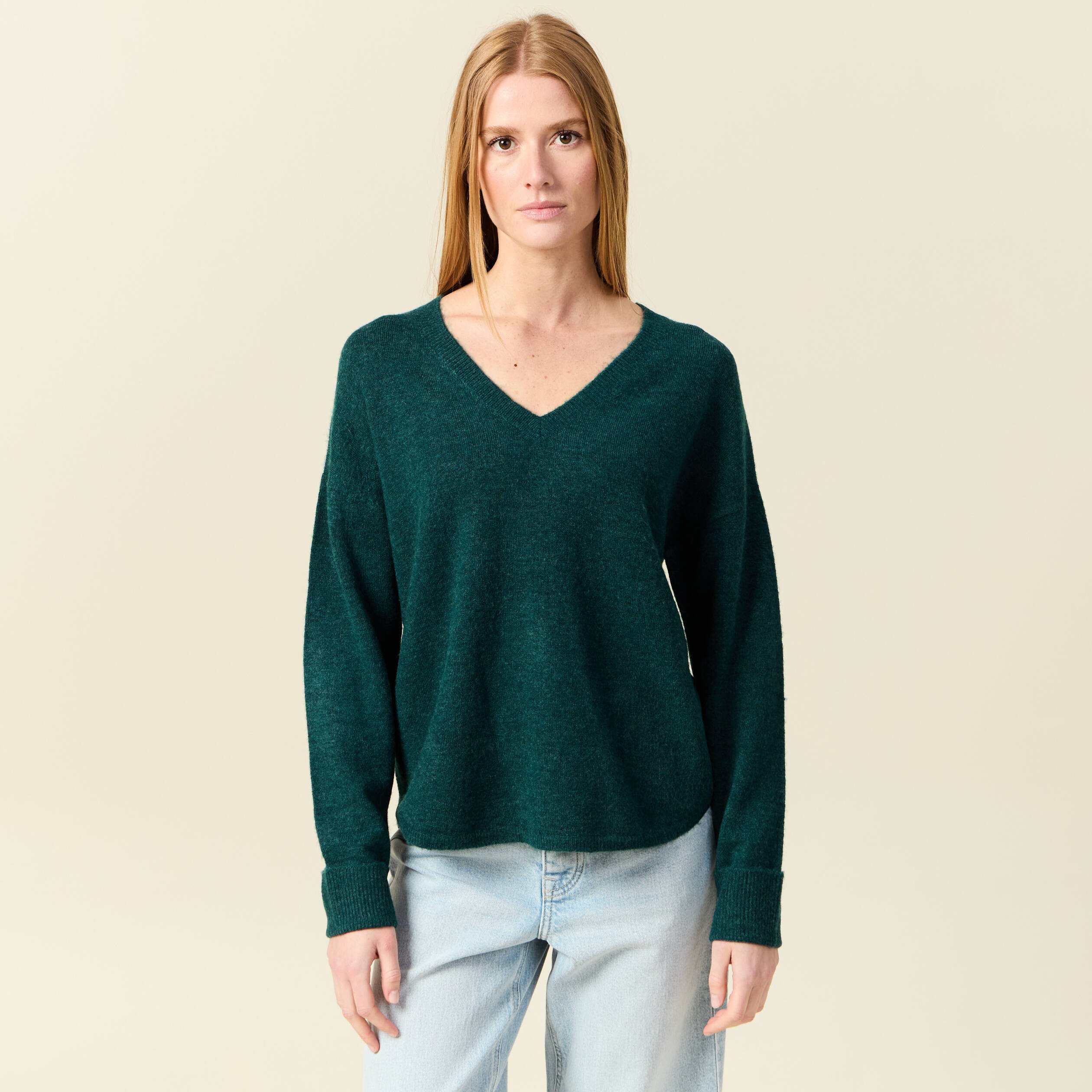 pull manches longues col en v vert fonce femme Pull manches longues col en V vert foncé femme