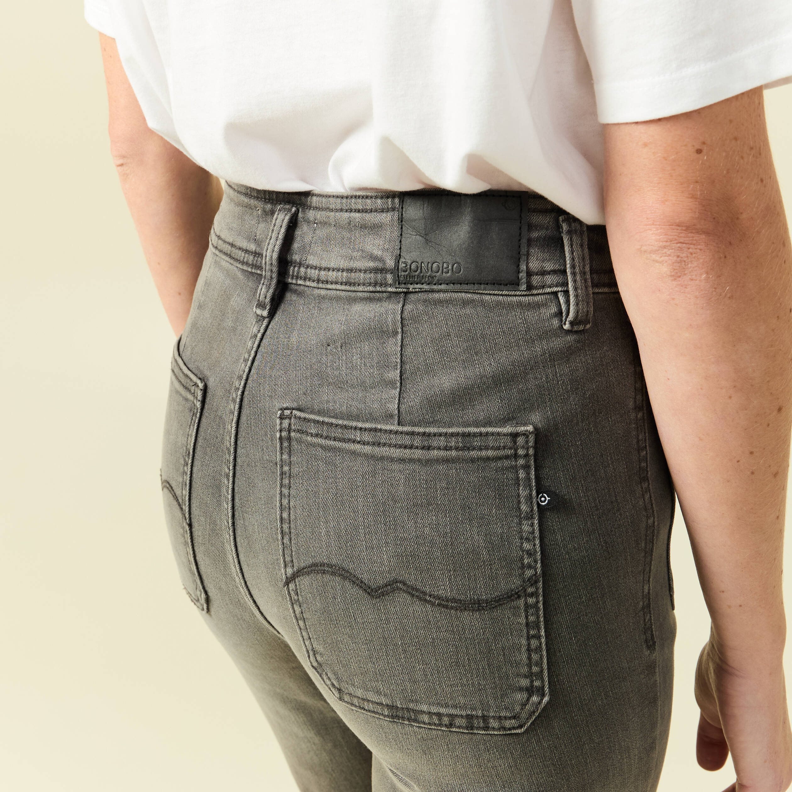 Jeans bootcut cropped taille haute denim gris femme