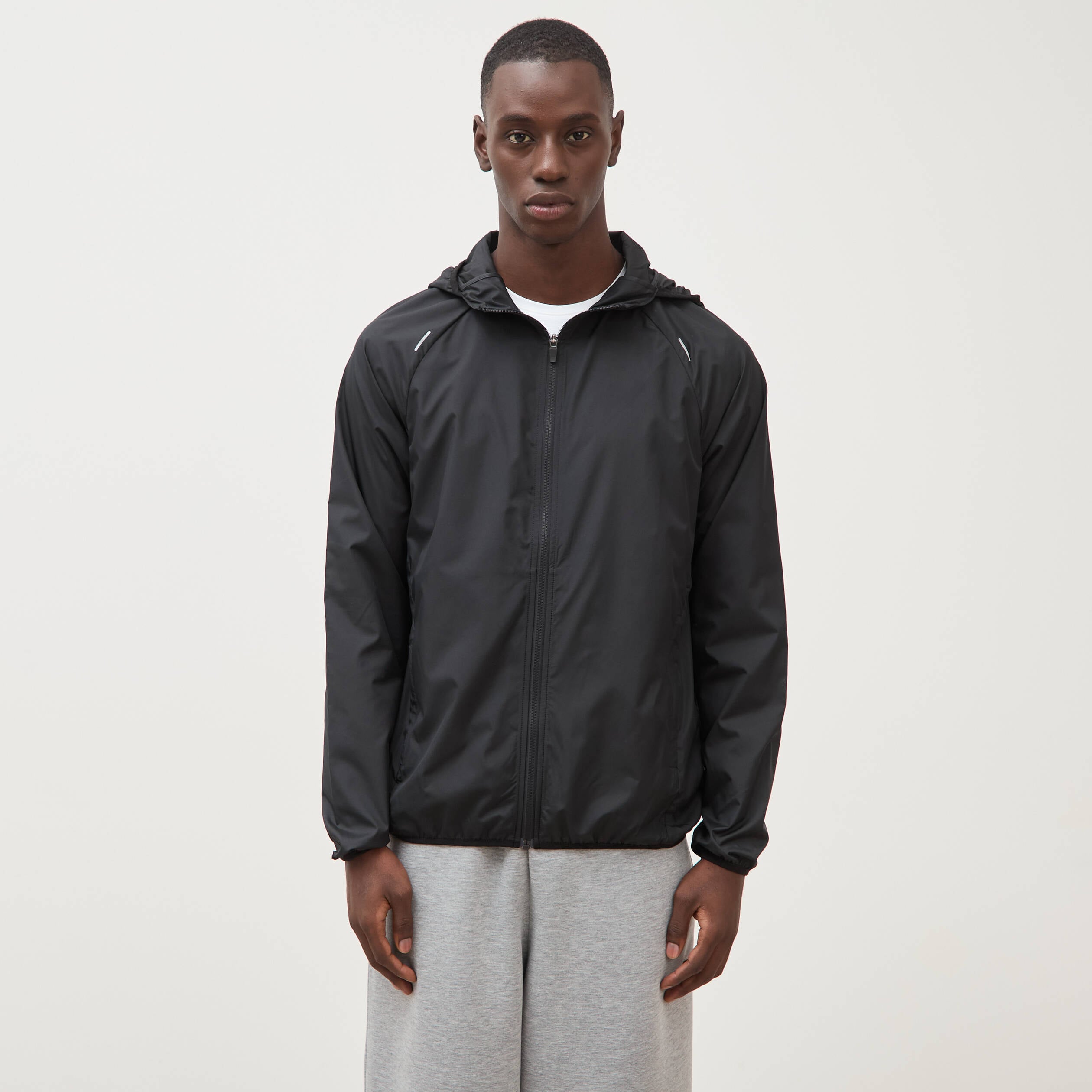 Blouson droit &agrave; capuche manches longues noir homme