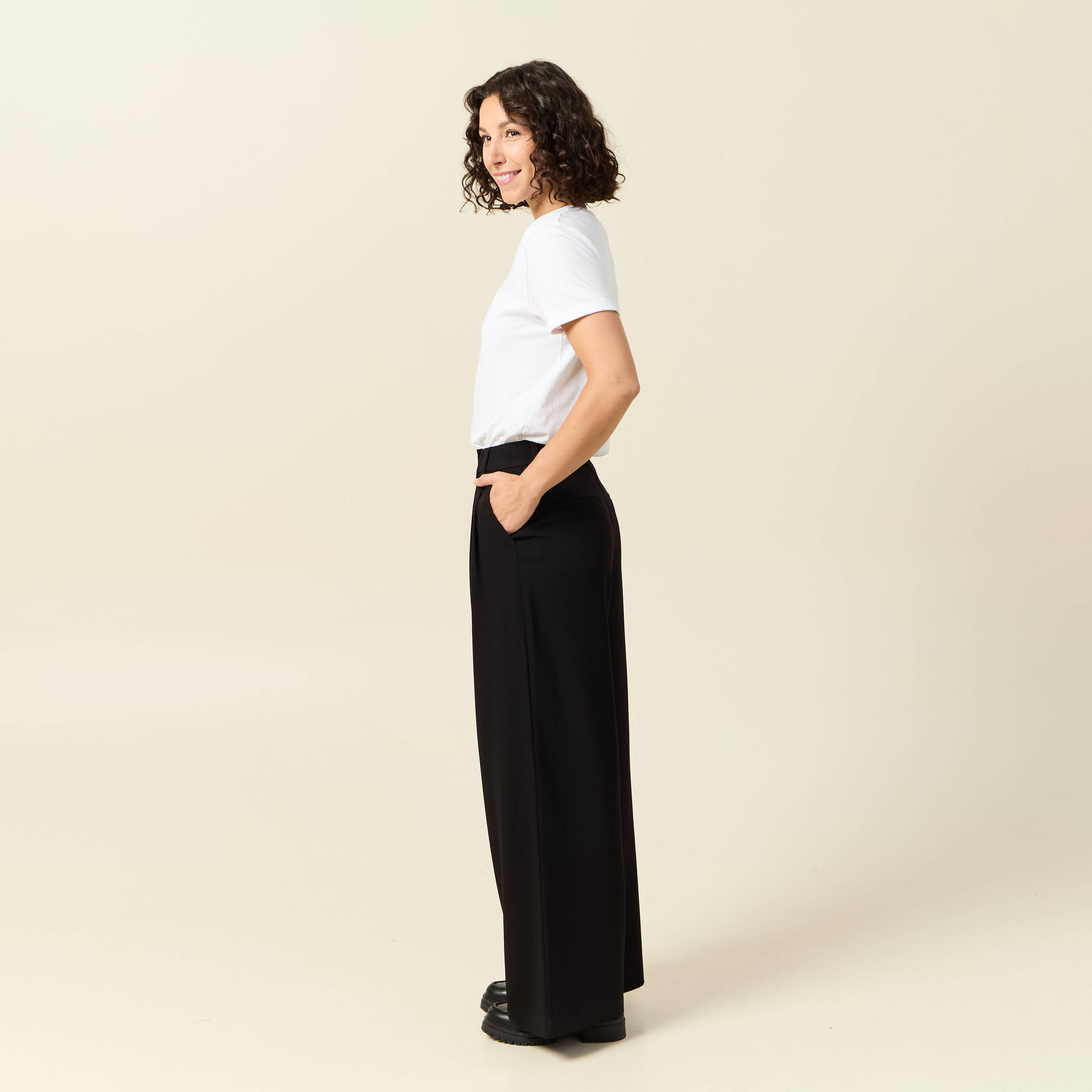 Pantalon large taille haute fluide noir femme