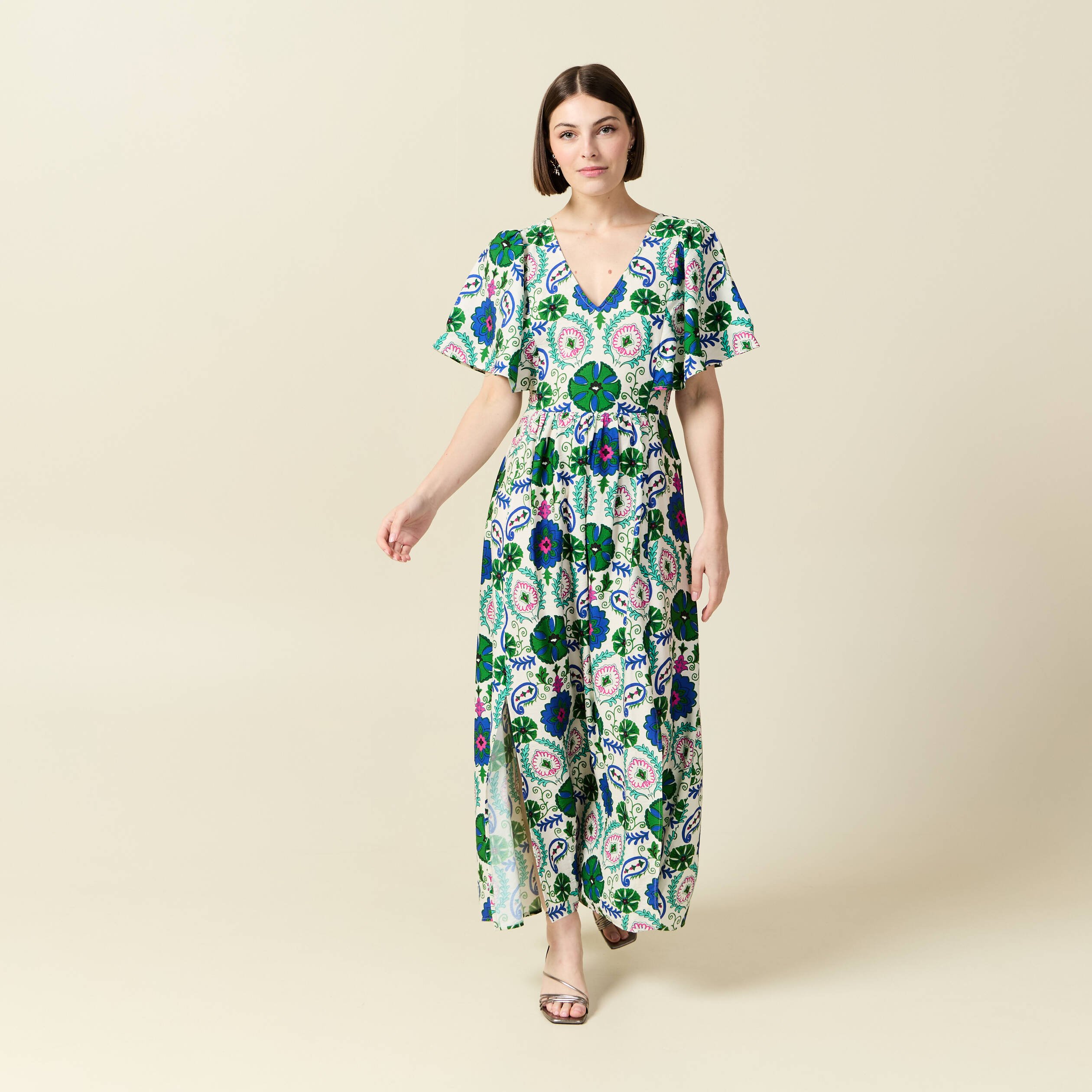 robe col v manches courtes blanc femme Robe col V manches courtes blanc femme