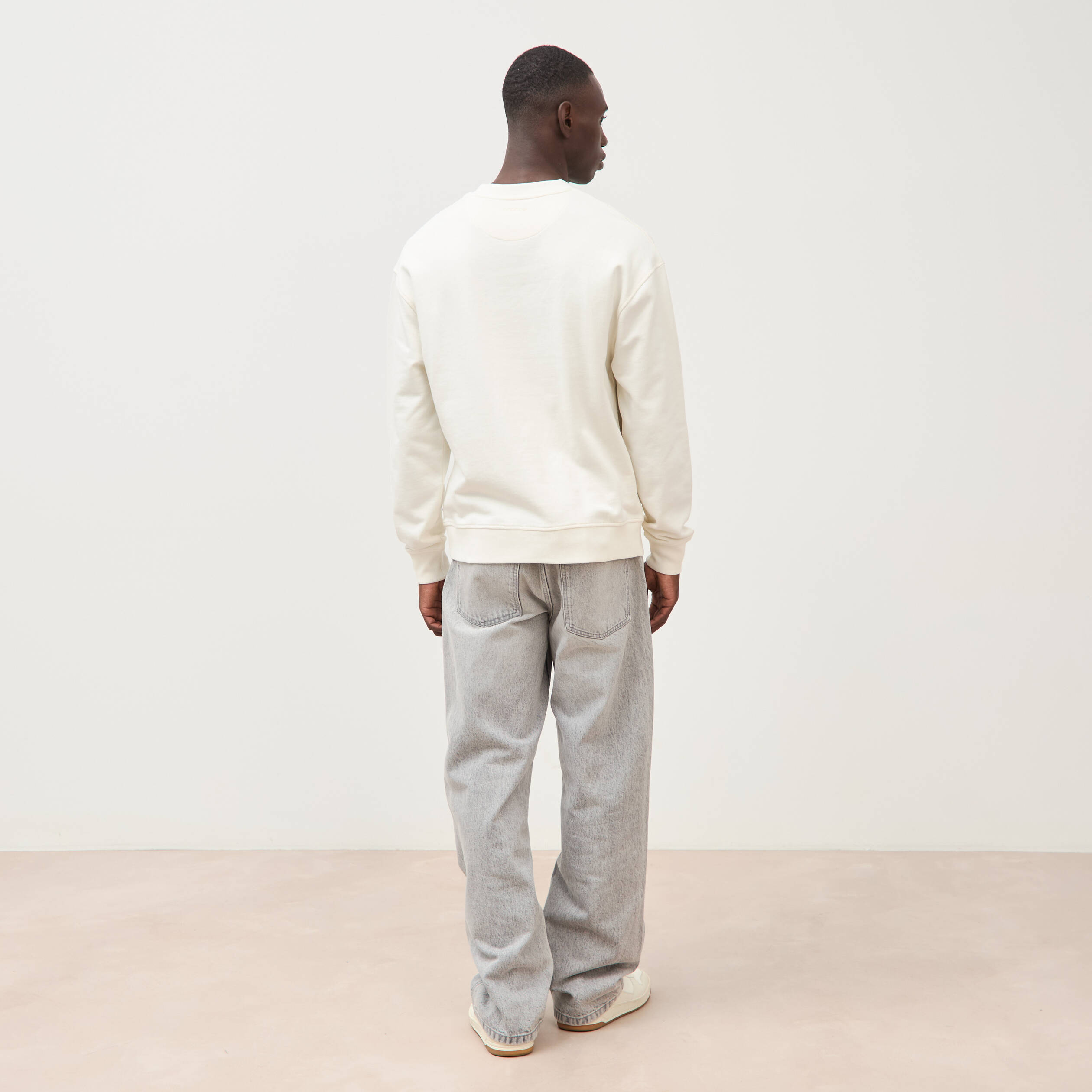 Sweat col rond manches longues en coton ecru homme