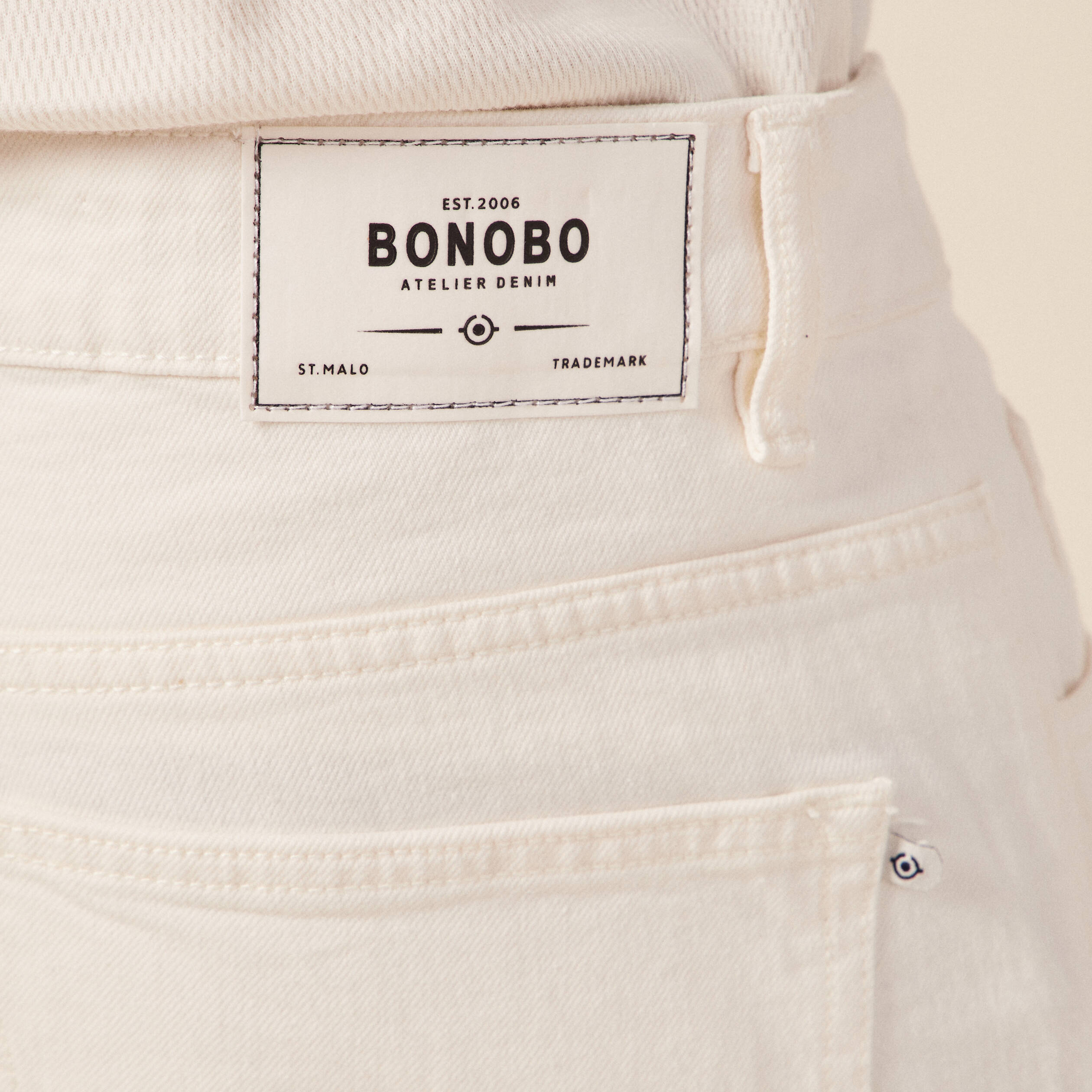 jeans straight 5 poches denim blanc homme Jeans straight 5 poches denim blanc homme