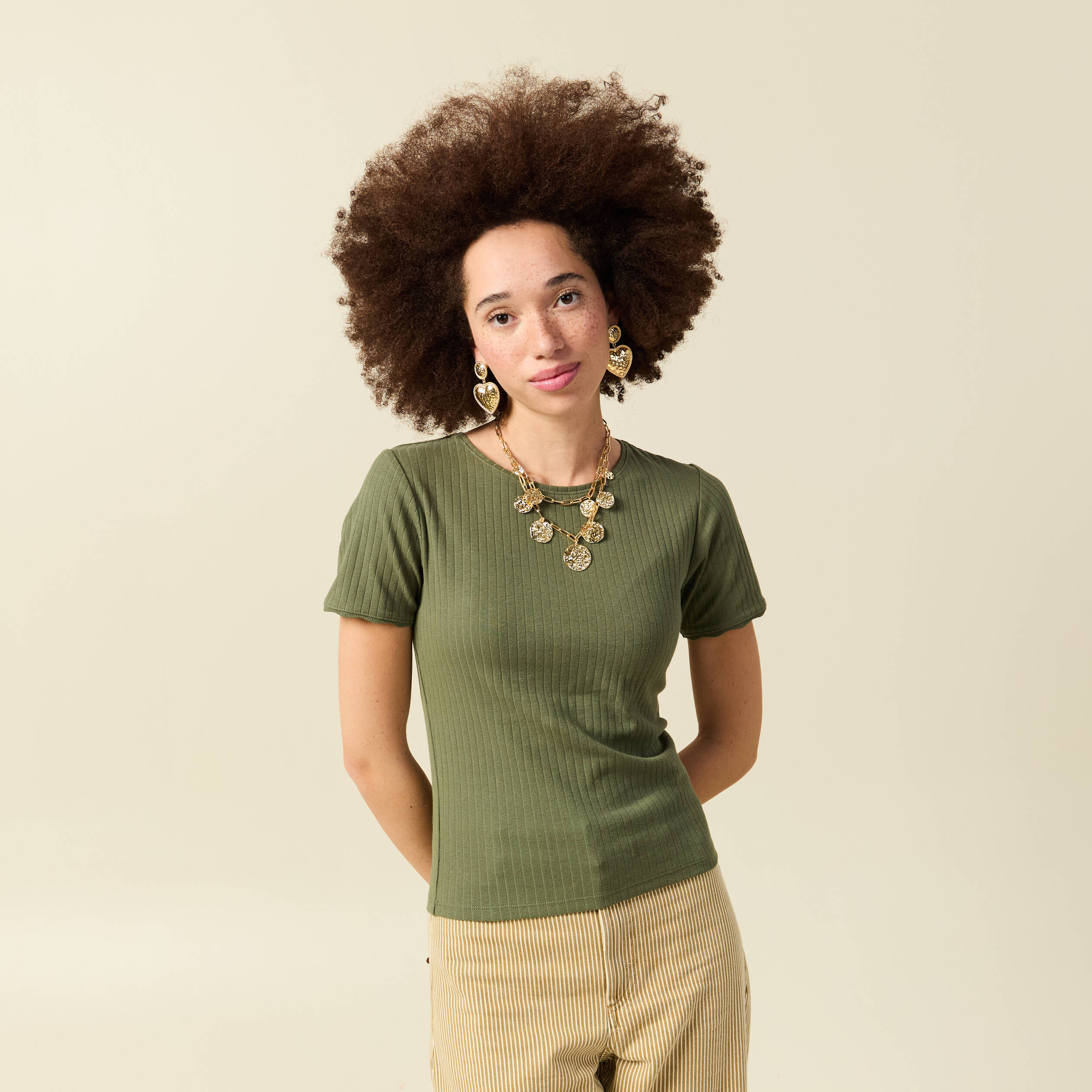 T-shirt manches courtes c&ocirc;tel&eacute; vert kaki femme