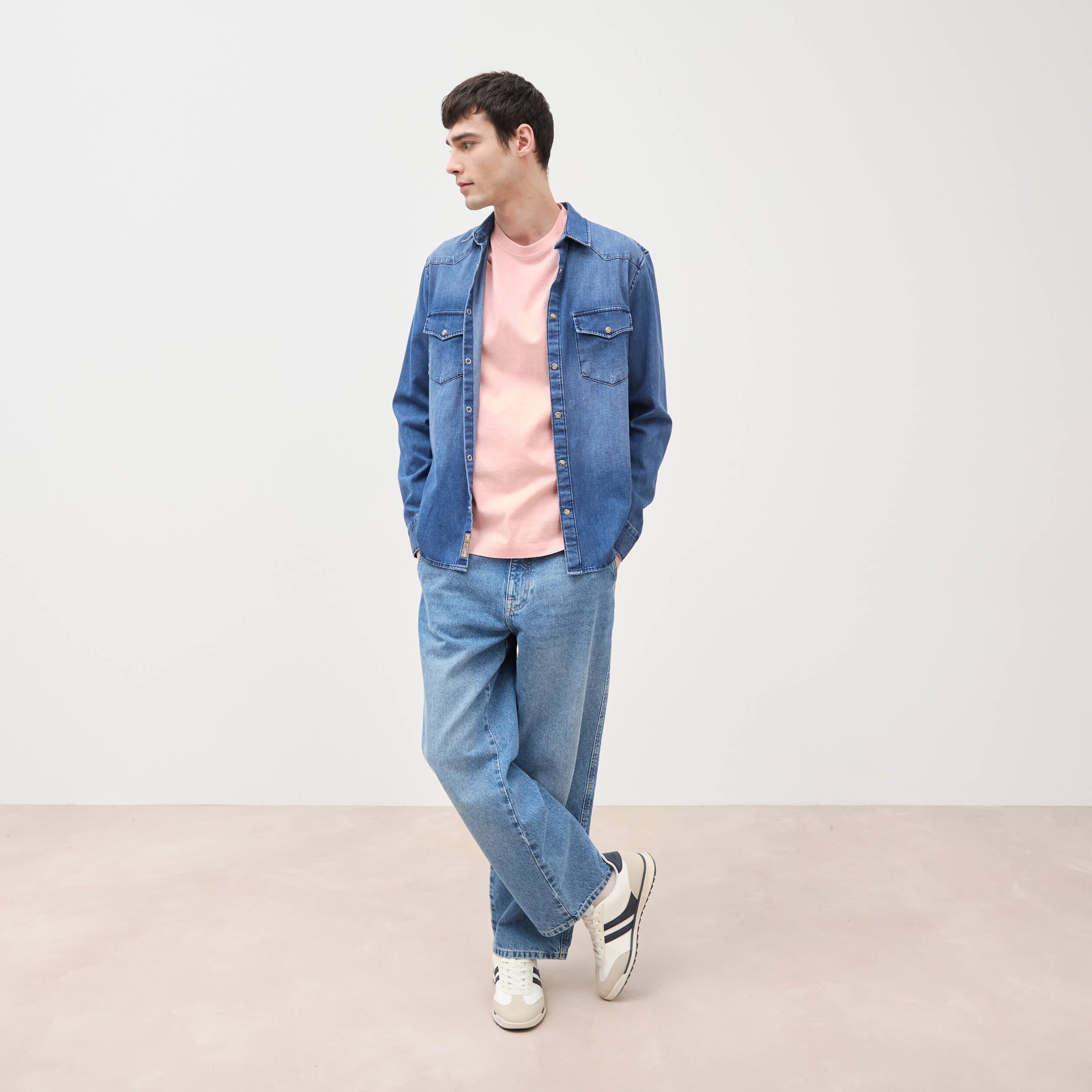 T-shirt ample en coton manches courtes rose poudr&eacute;e homme