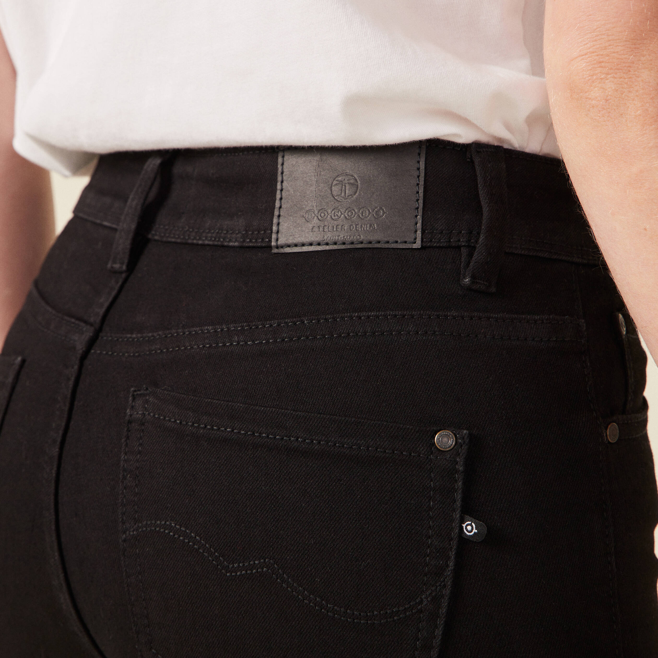 jeans bootcut denim noir femme Jeans bootcut denim noir femme