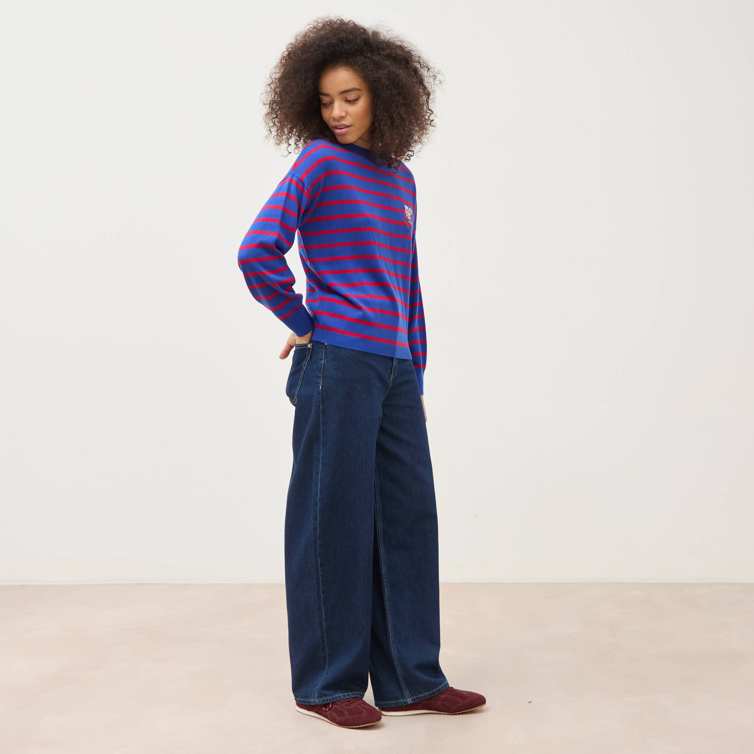 Pull manches longues col rond bleu roi femme