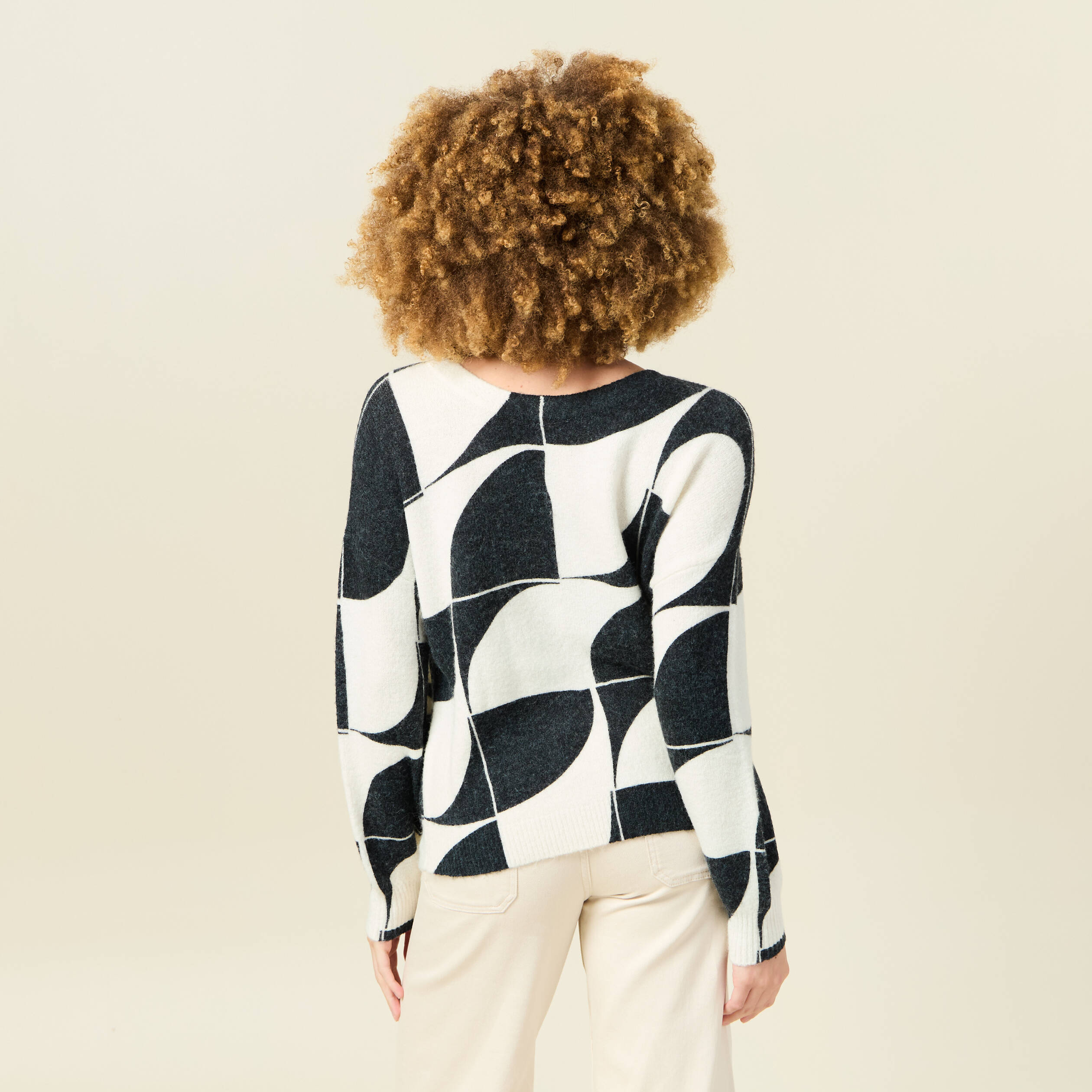 Pull manches longues r&eacute;vesible noir femme