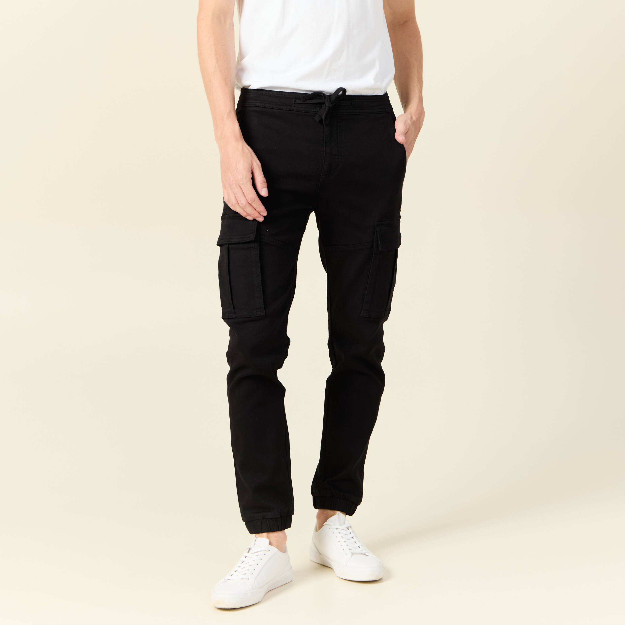 Pantalon battle bas resserré noir homme