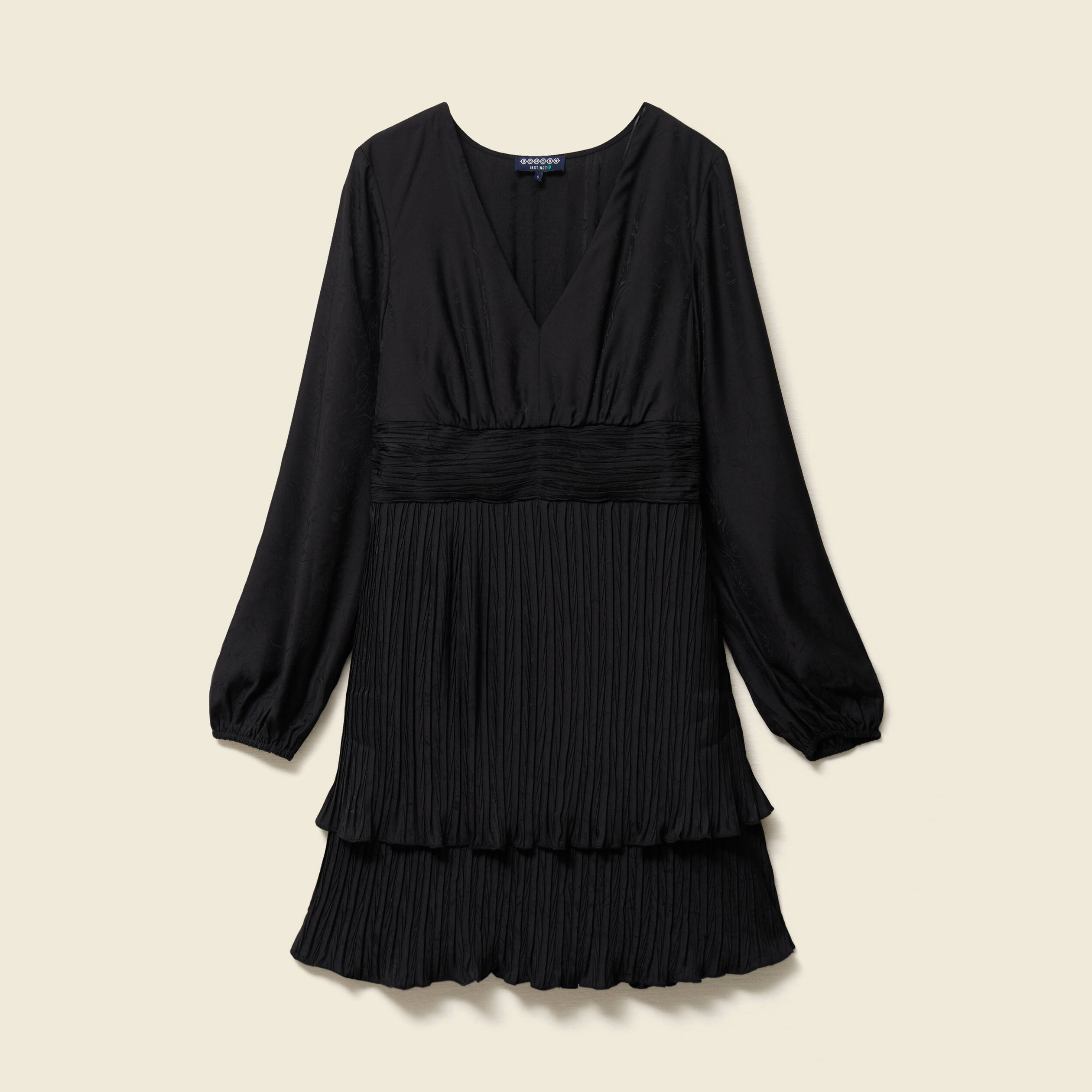 Robe patineuse courte manches longues noir femme