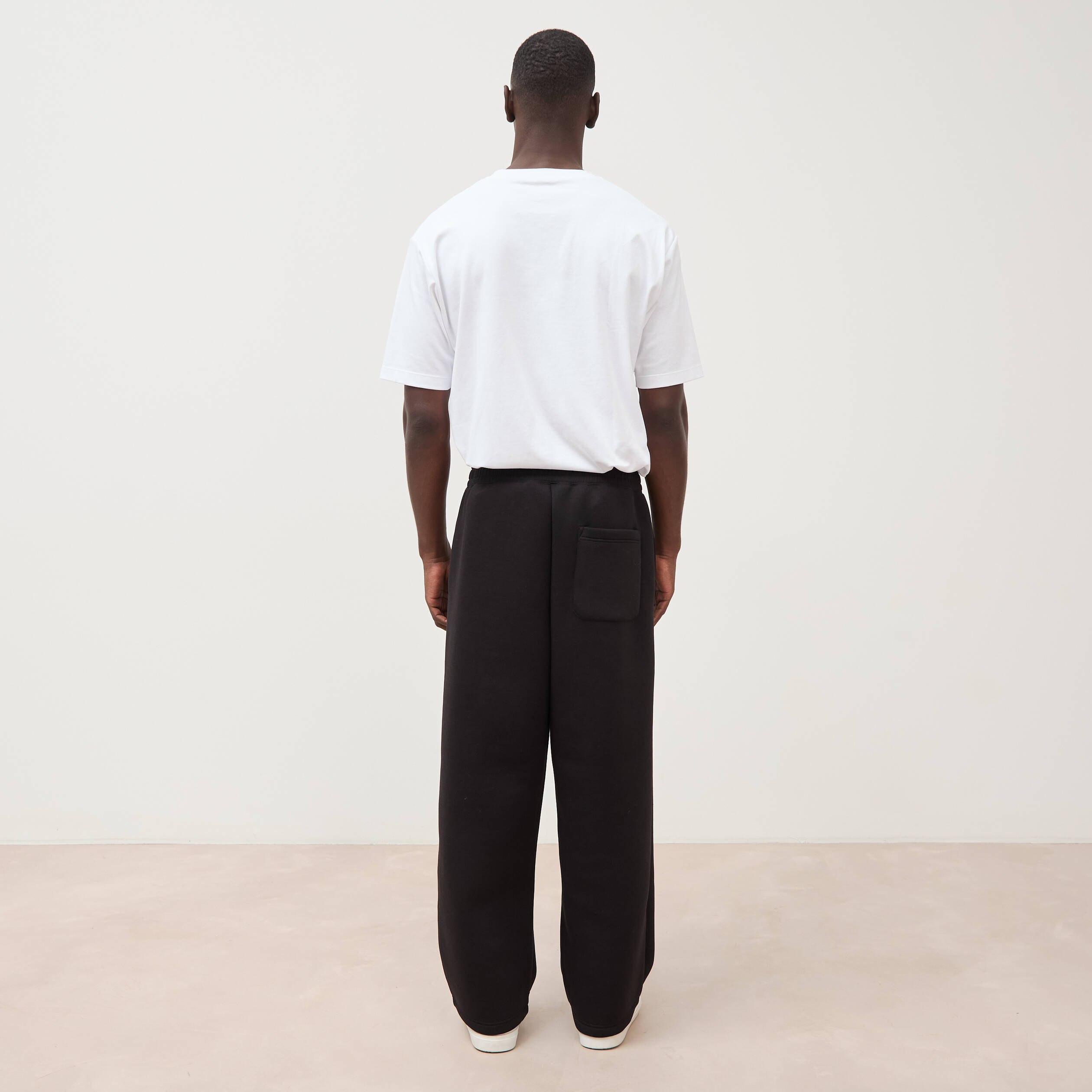 Pantalon coupe loose noir homme