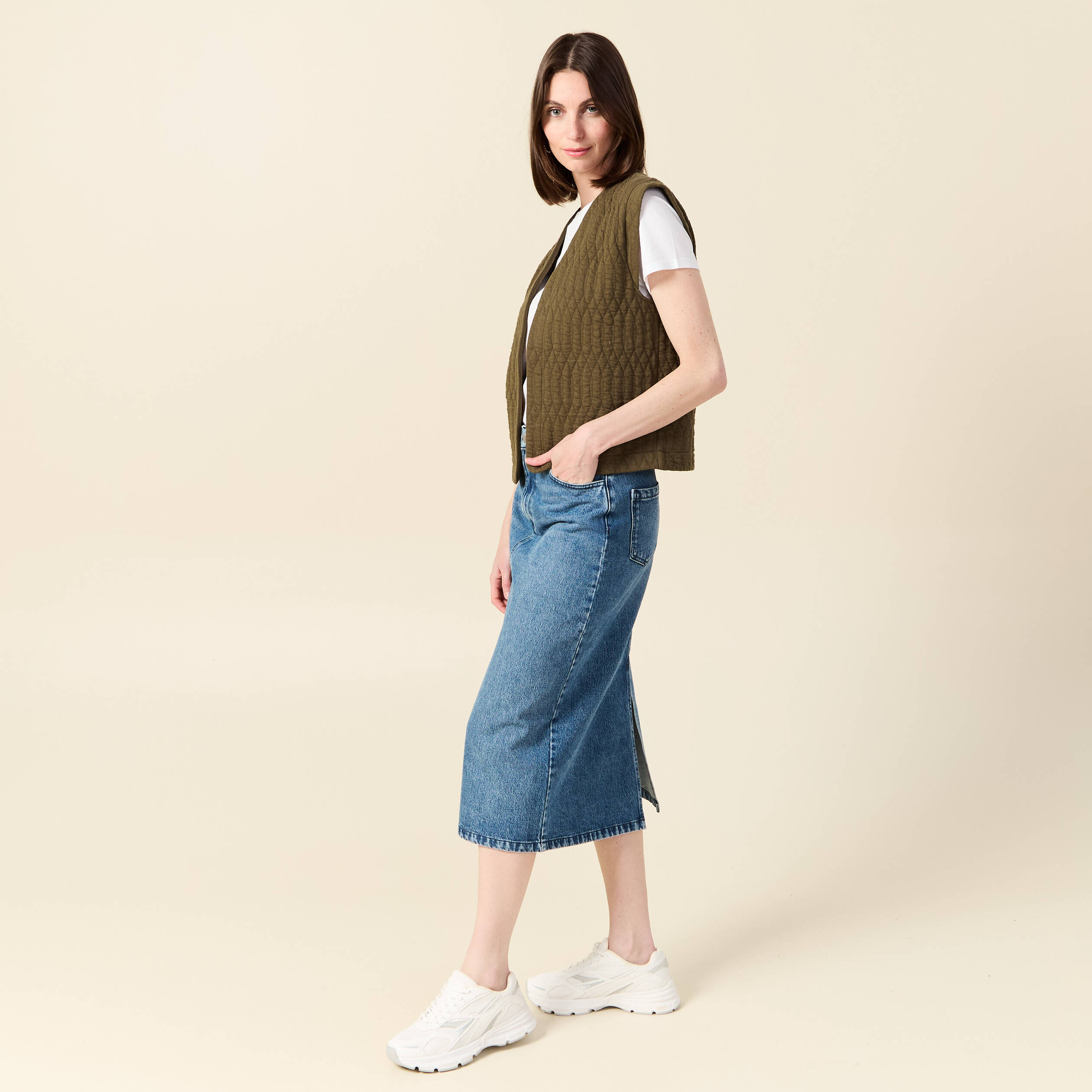 gilet sans manches matelasse vert kaki femme Gilet sans manches matelassé vert kaki femme