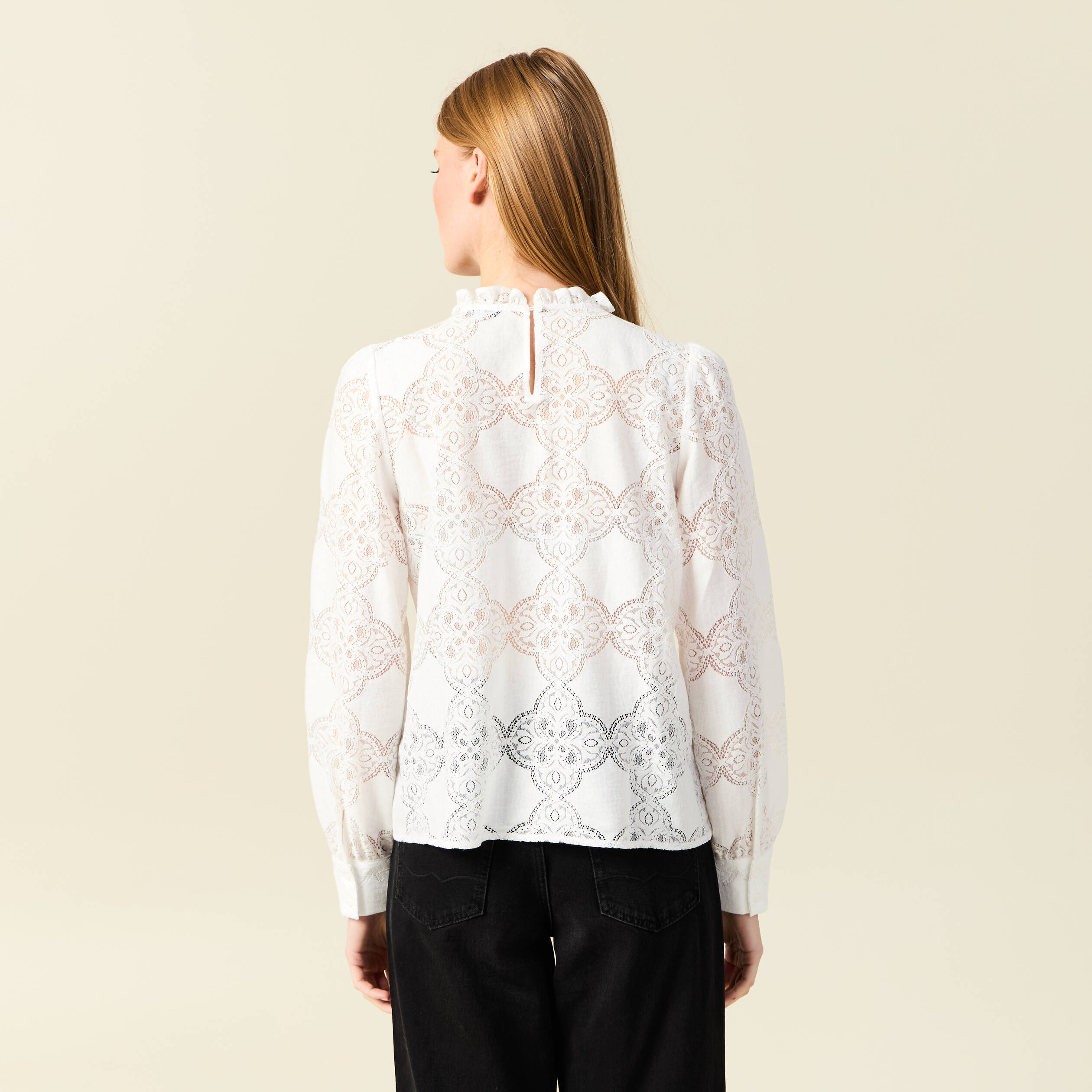 blouse cintree dentelle manches longues ecru femme Blouse cintrée dentelle manches longues ecru femme