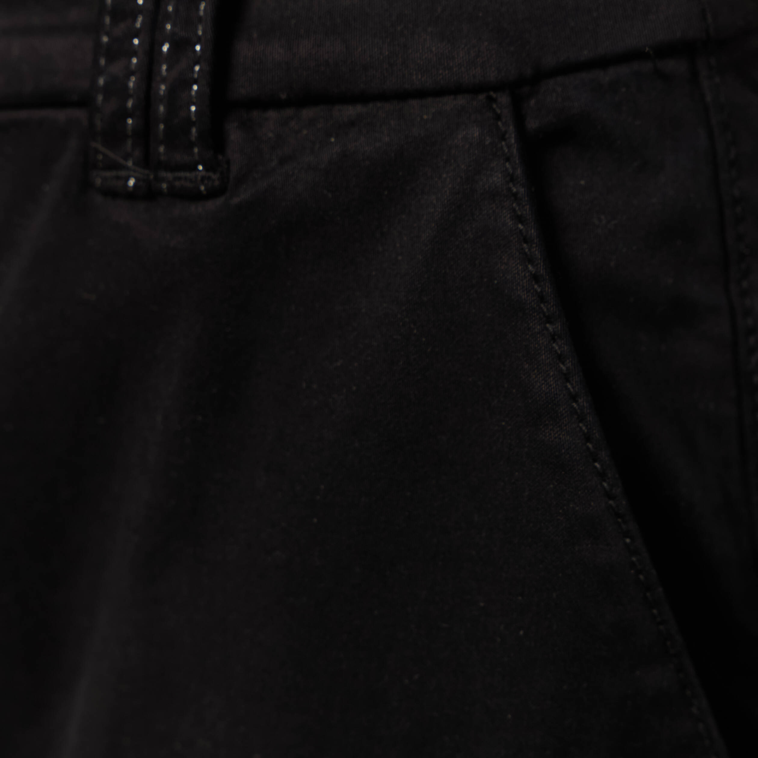 Pantalon chino cigarette noir femme