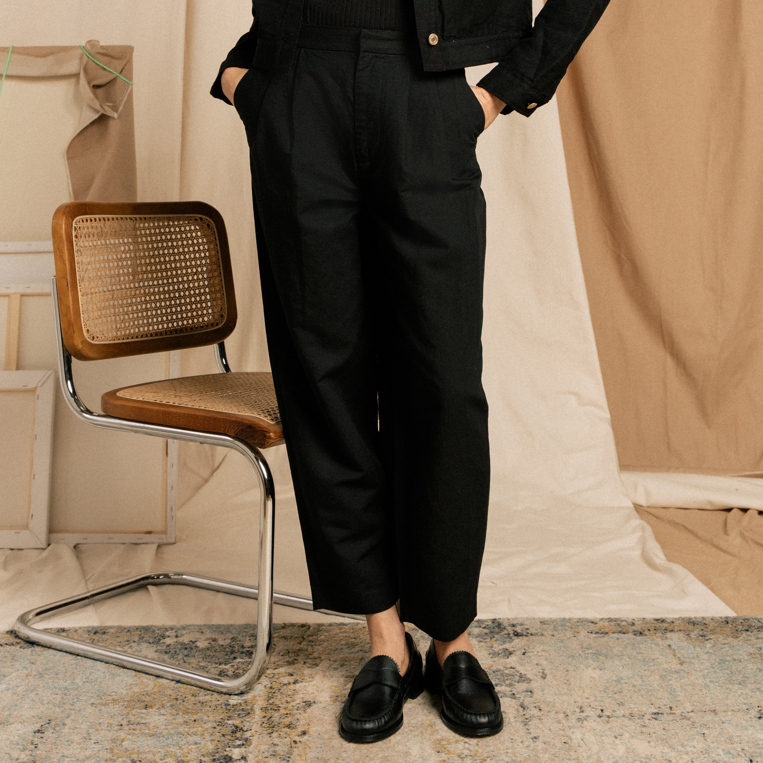 Pantalon barrel coupe loose taille haute noir femme