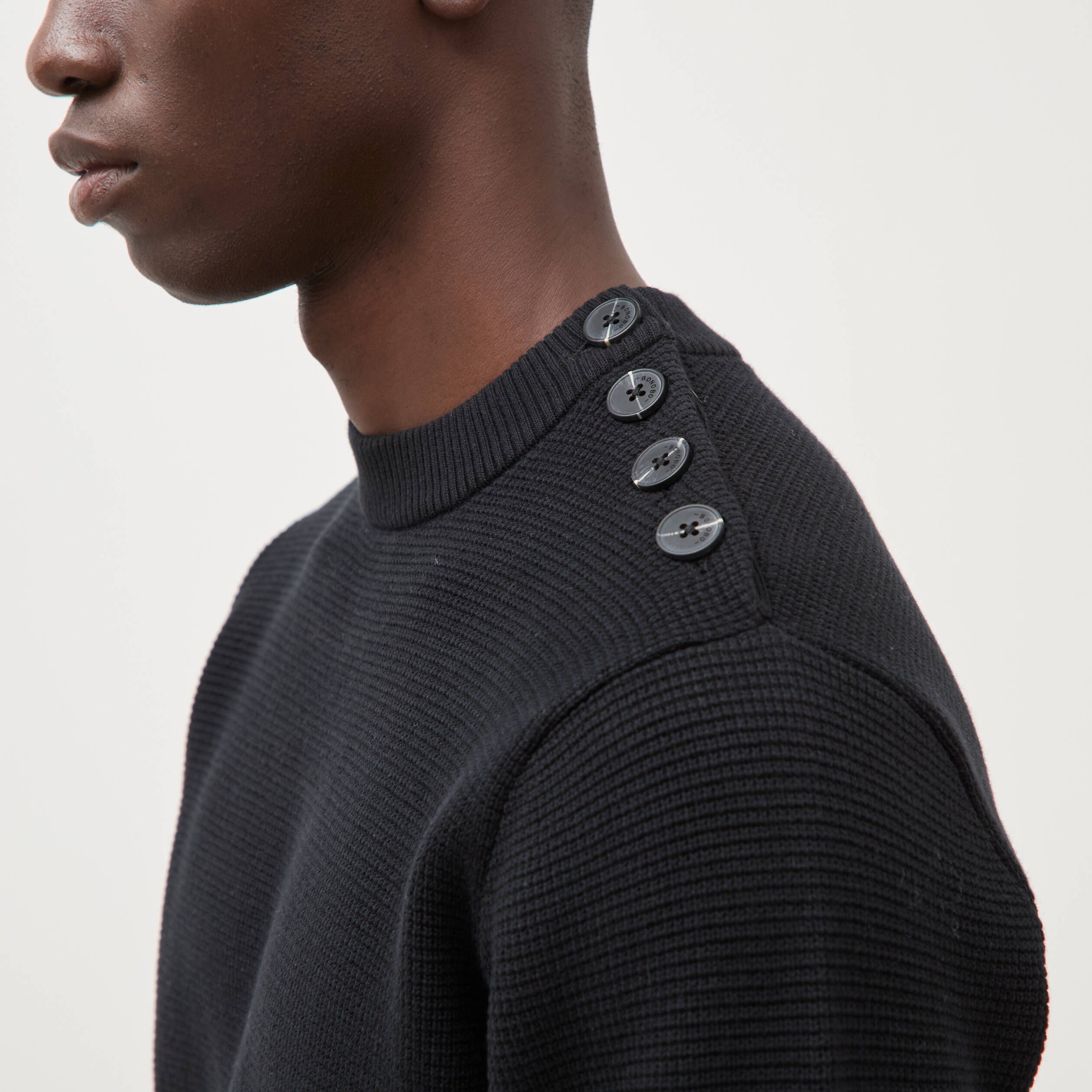 Pull manches longues col rond noir homme