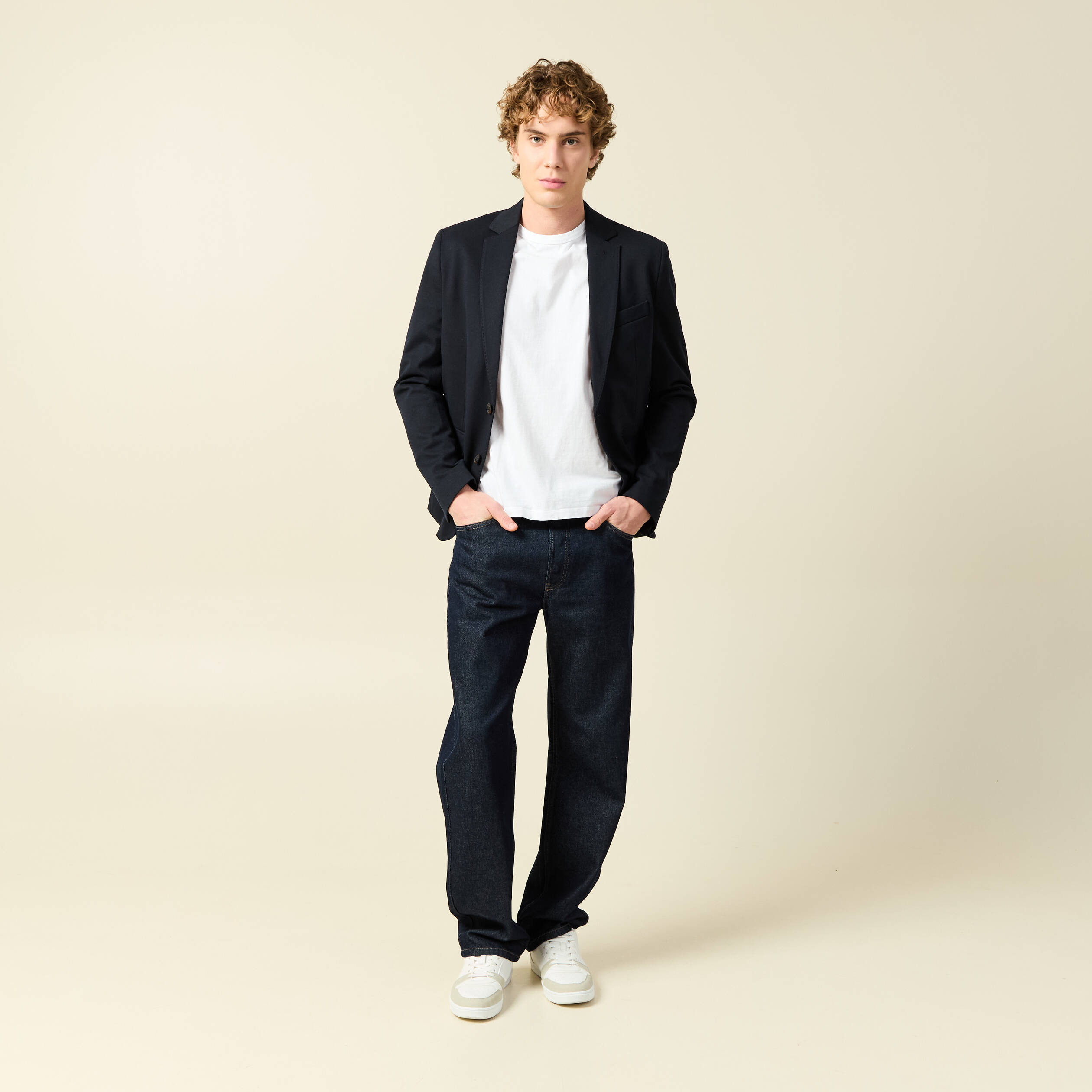 Veste blazer cintr&eacute;e bleu marine homme