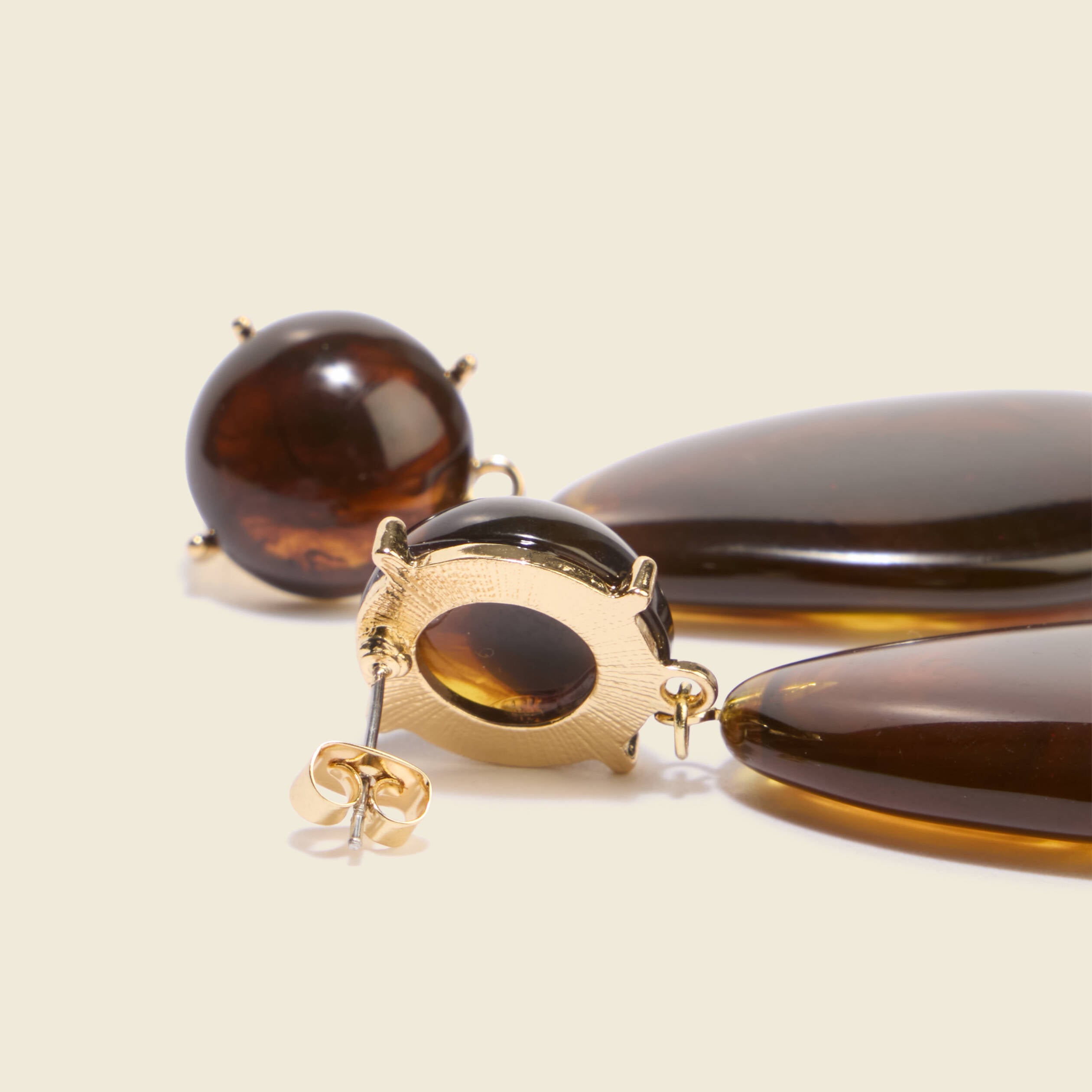 Boucles d'oreilles marron fonc&eacute; femme