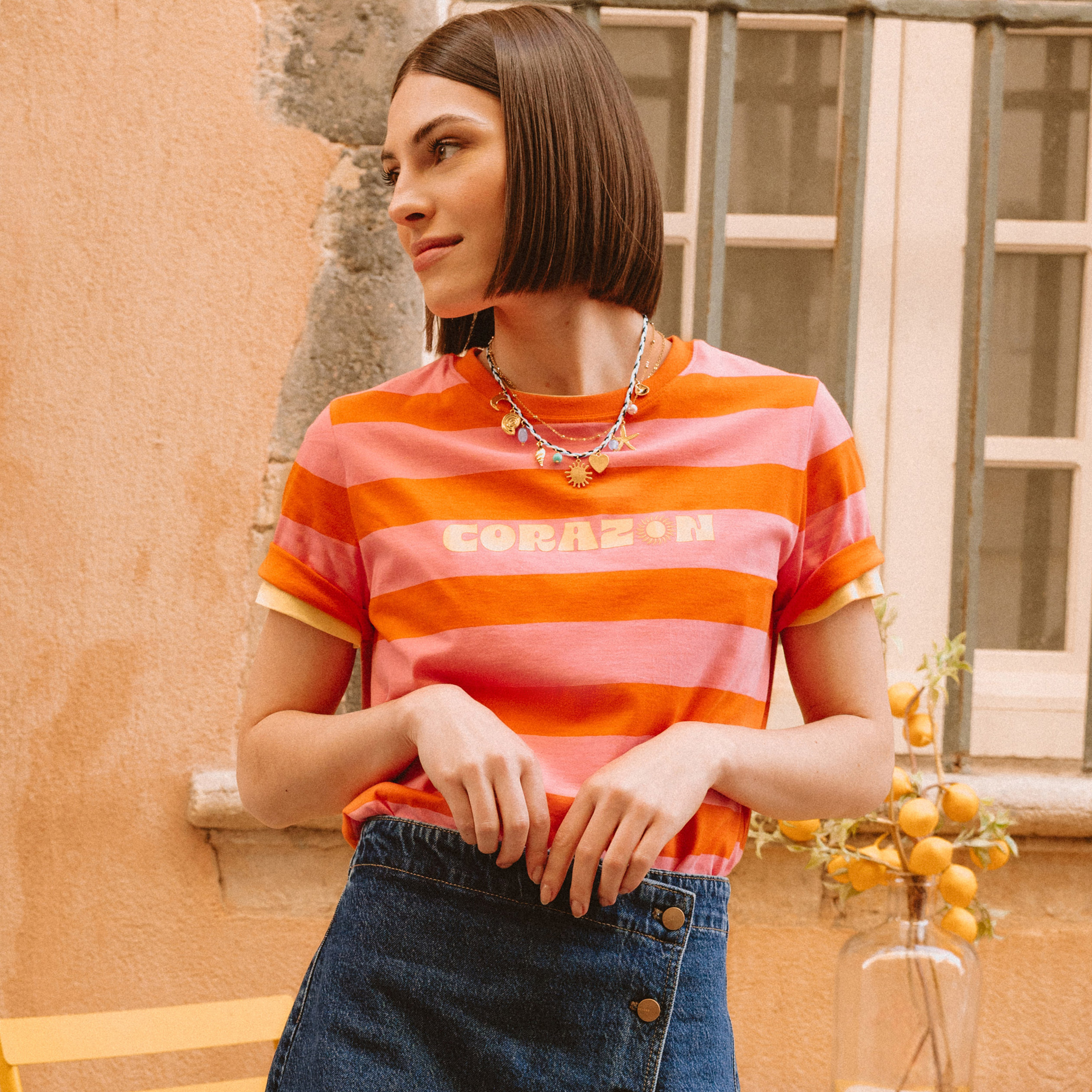 T-shirt ray&eacute; col rond manches courtes orange femme