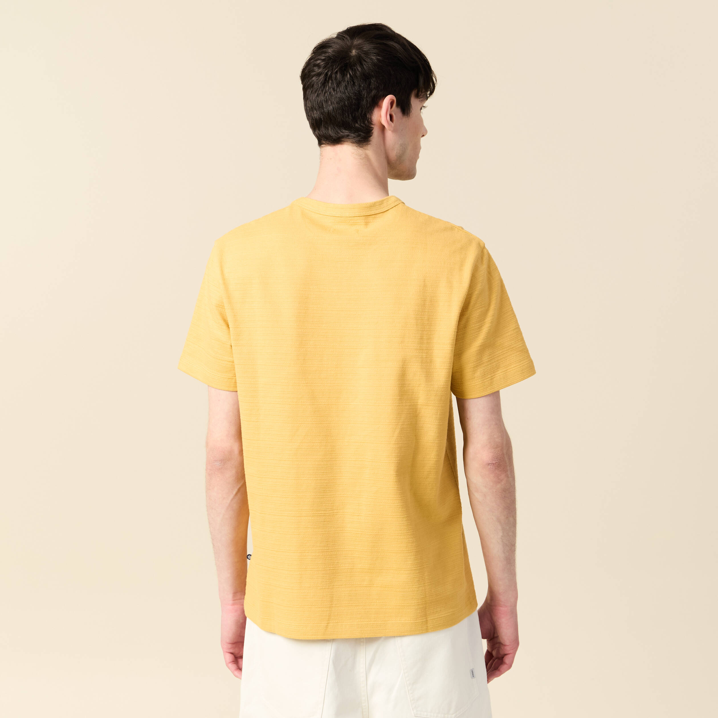 t shirt manches courtes jaune moutarde homme T-shirt manches courtes jaune moutarde homme
