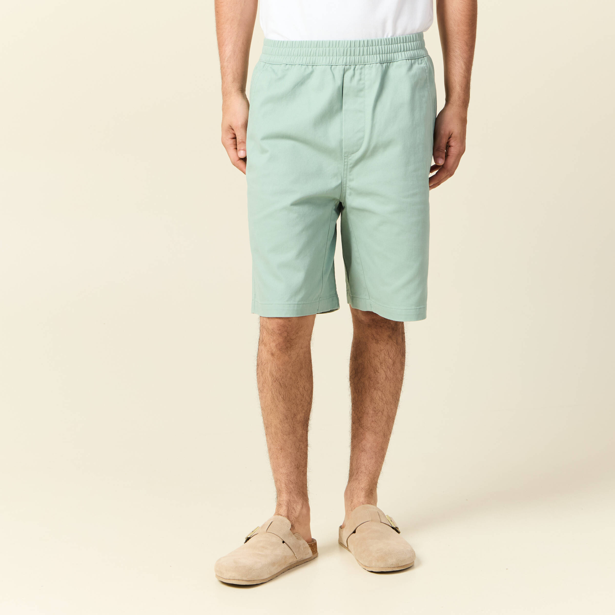 bermuda droit vert olive homme Bermuda droit vert olive homme