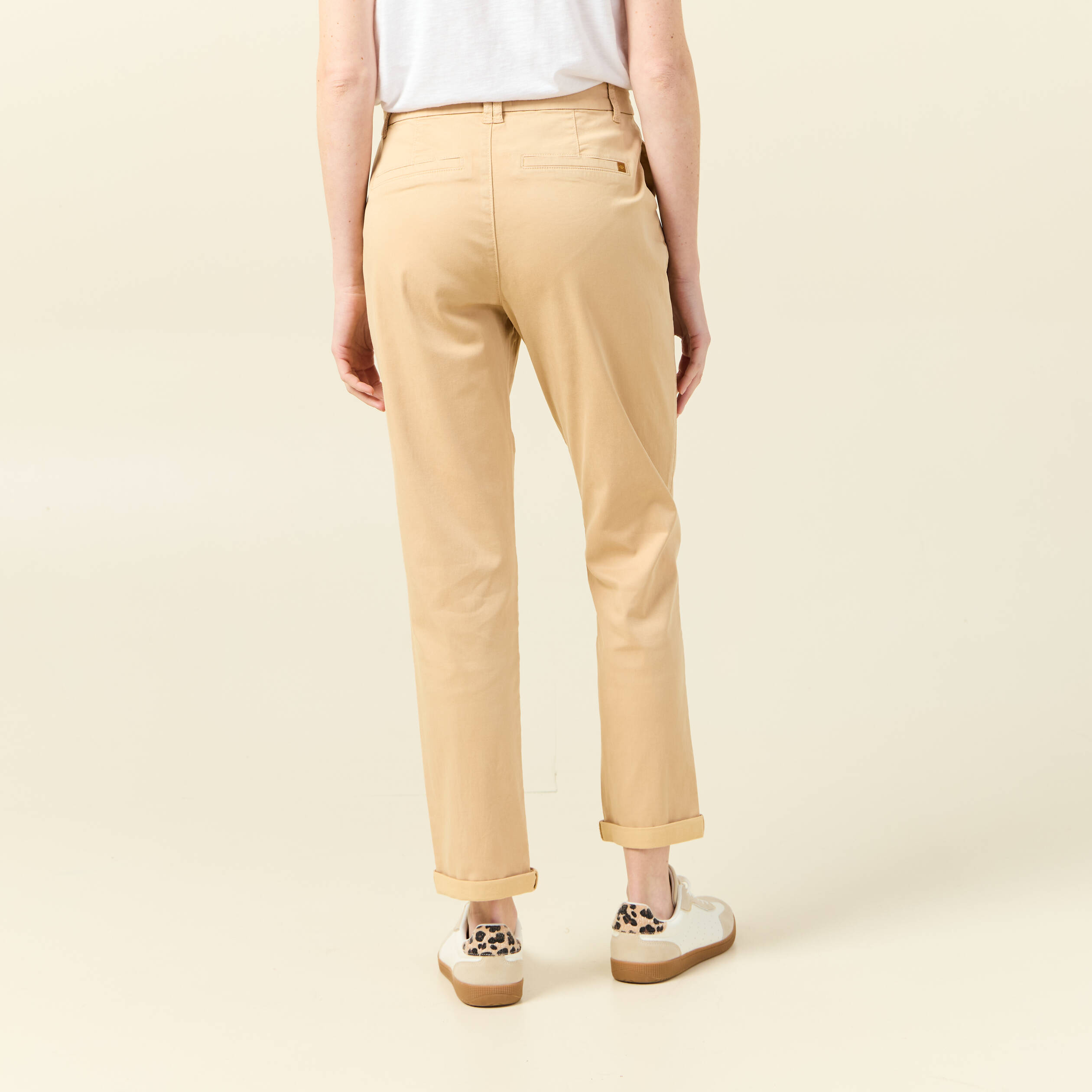 Pantalon chino cigarette beige femme