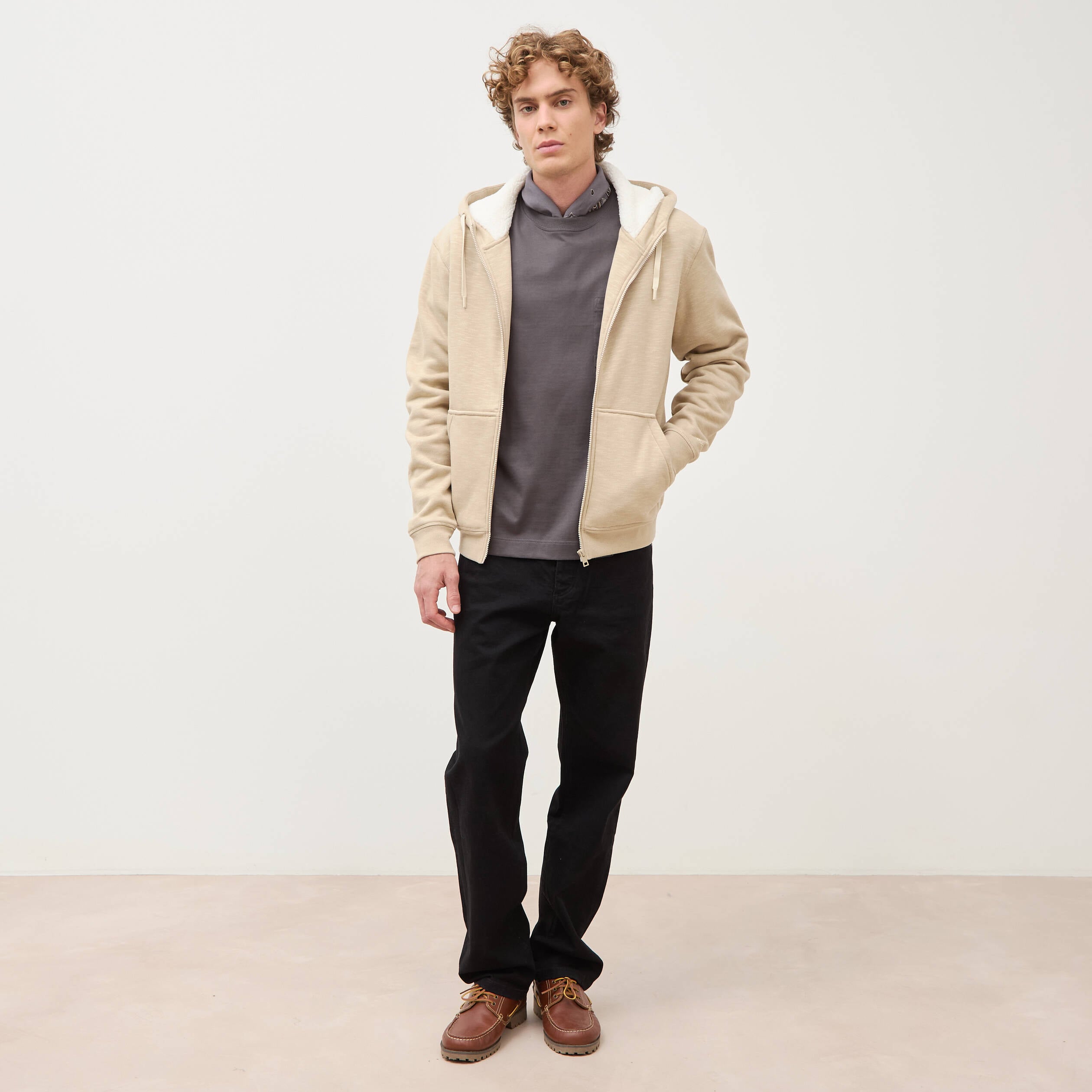 Sweat manches longues zipp&eacute; beige homme