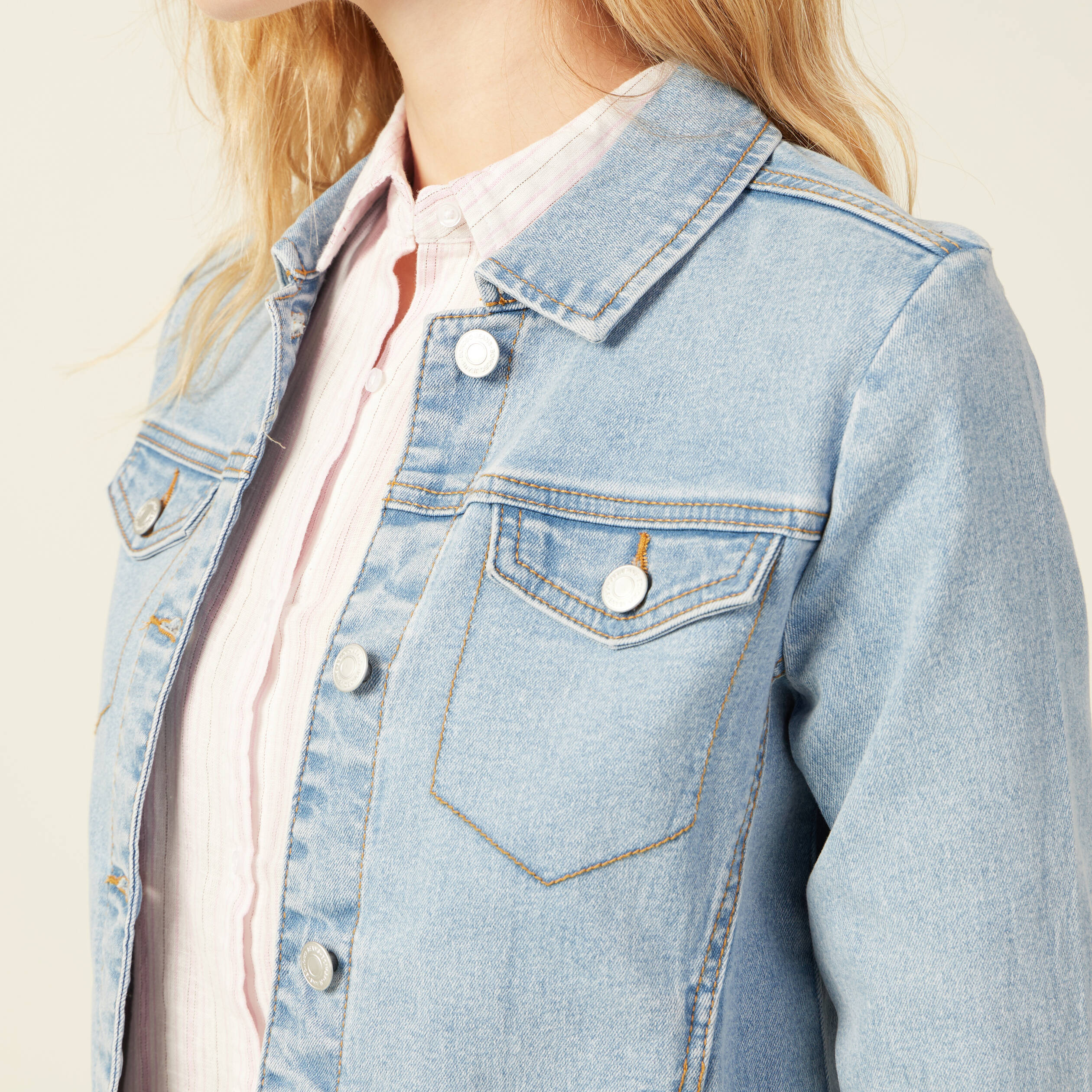 veste en jean eco responsable denim bleach femme Veste en jean éco-responsable denim bleach femme