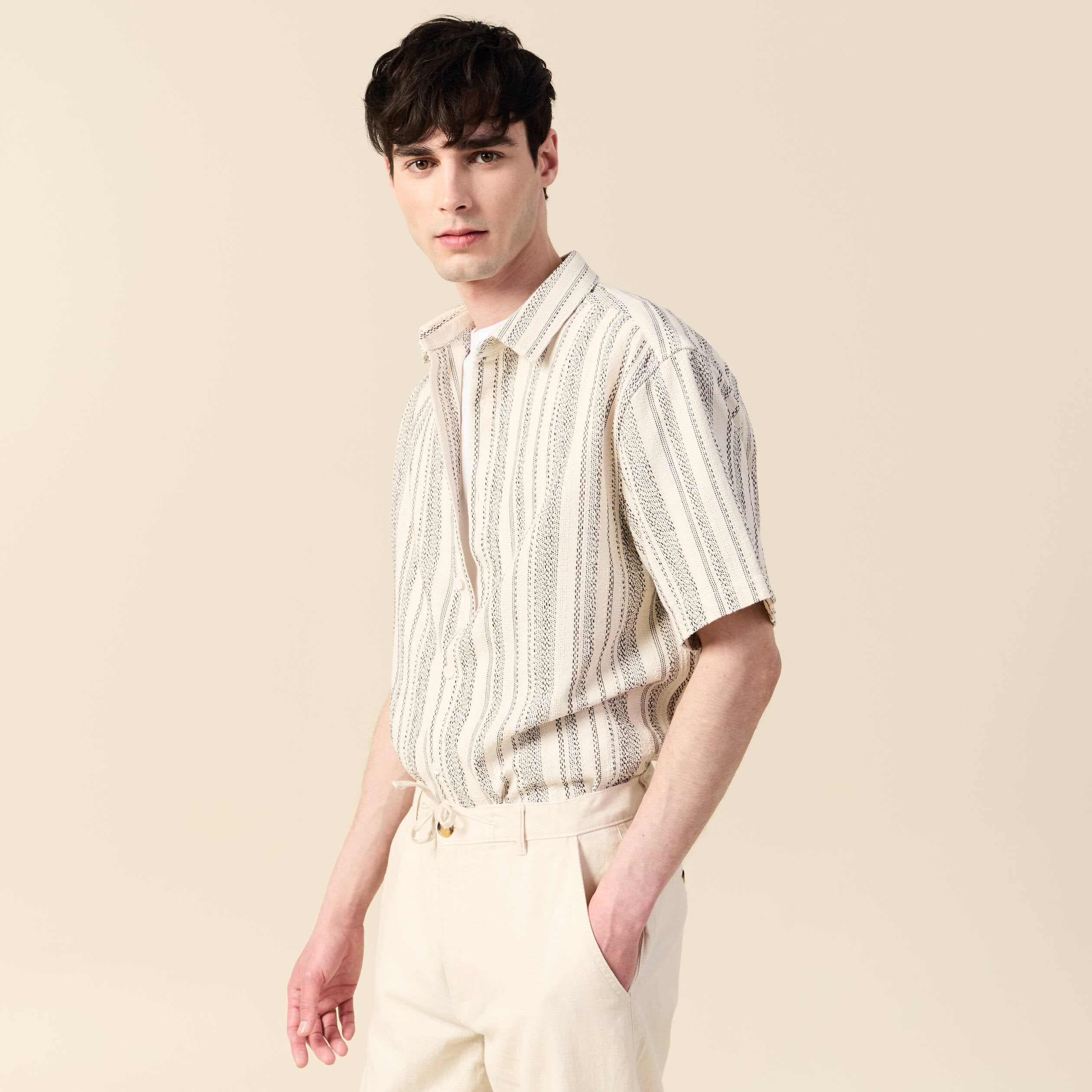 Chemise col classique manches courtes ecru homme