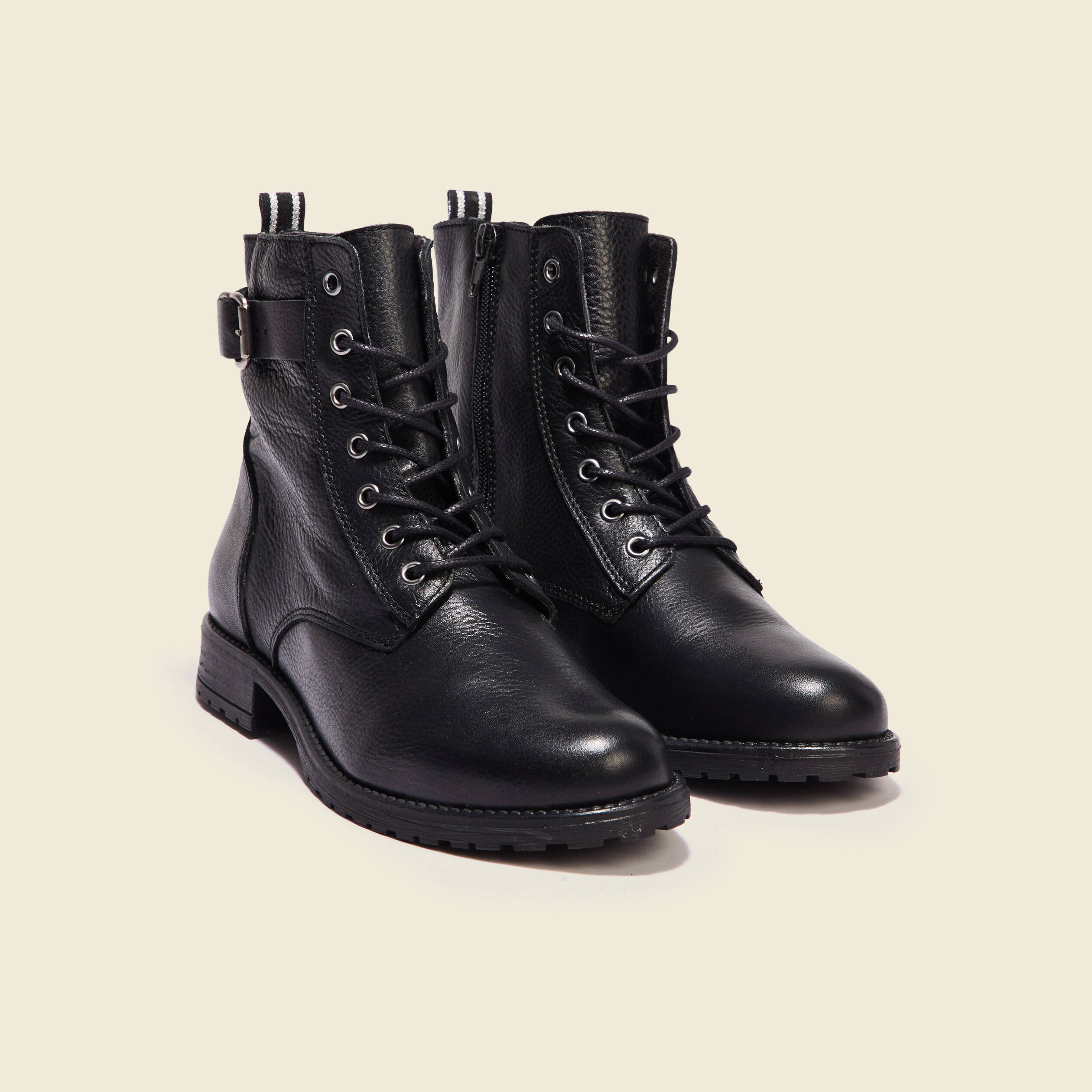 Bottines a lacets et boucles noir femme Vibs