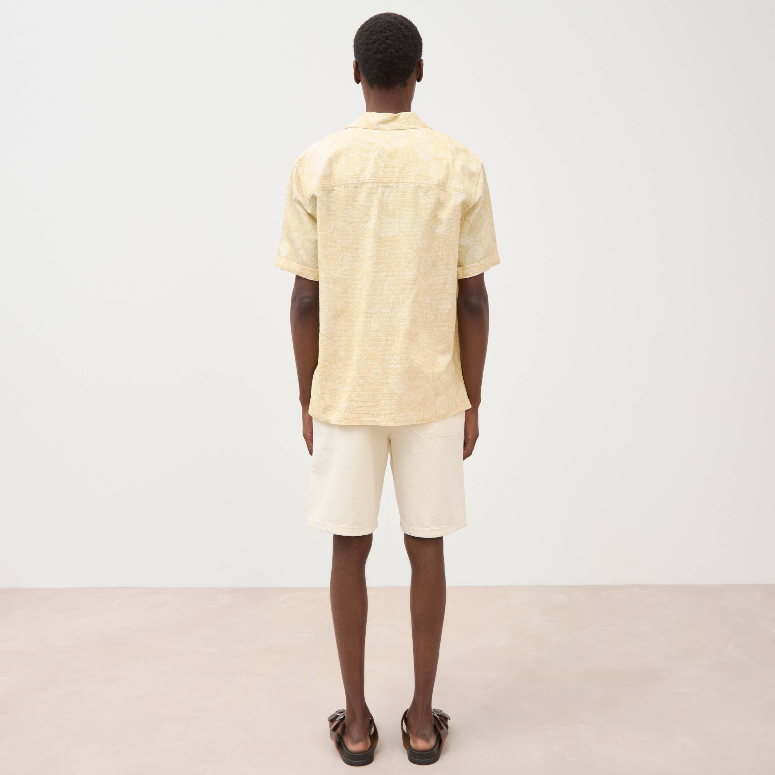 Chemise print&eacute;e manches courtes jaune paille homme