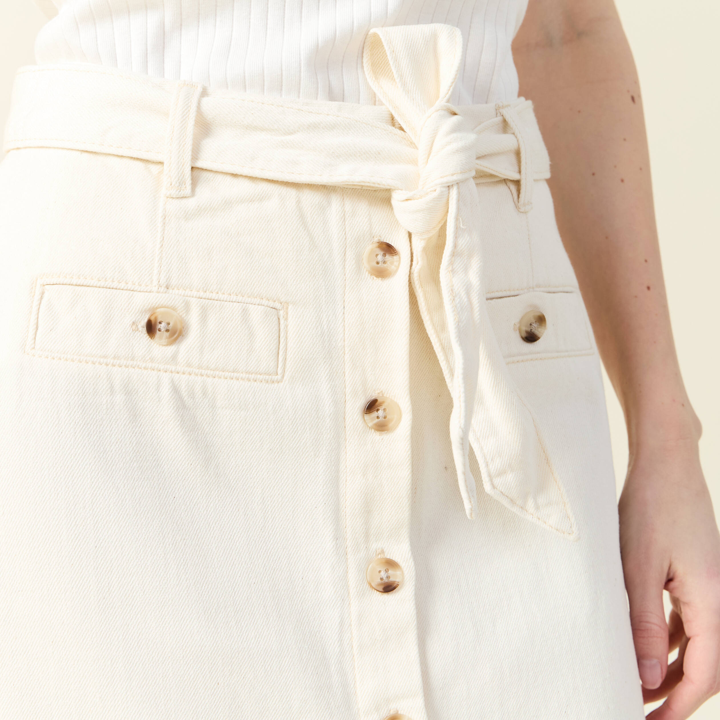 Jupe midi trap&egrave;ze denim blanc femme