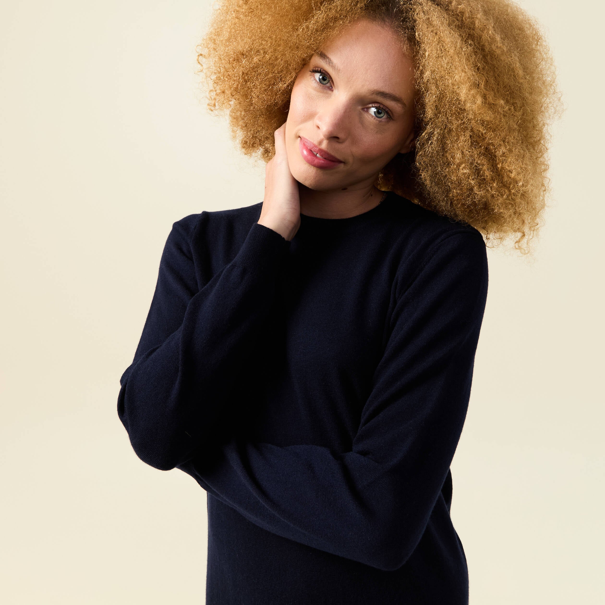 Robe manches longues bleu fonc&eacute; femme