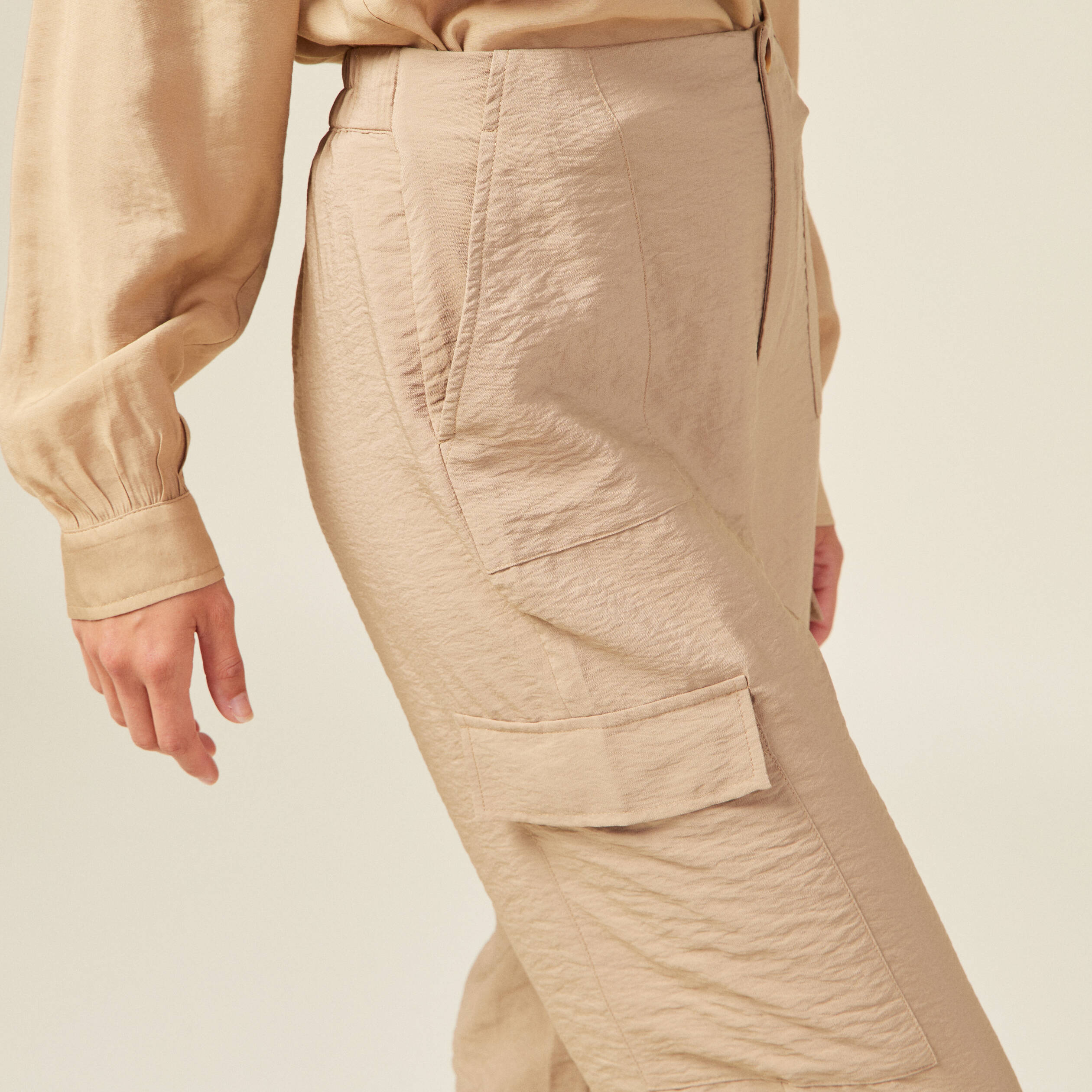 pantalon cargo fluide beige femme Pantalon cargo fluide beige femme