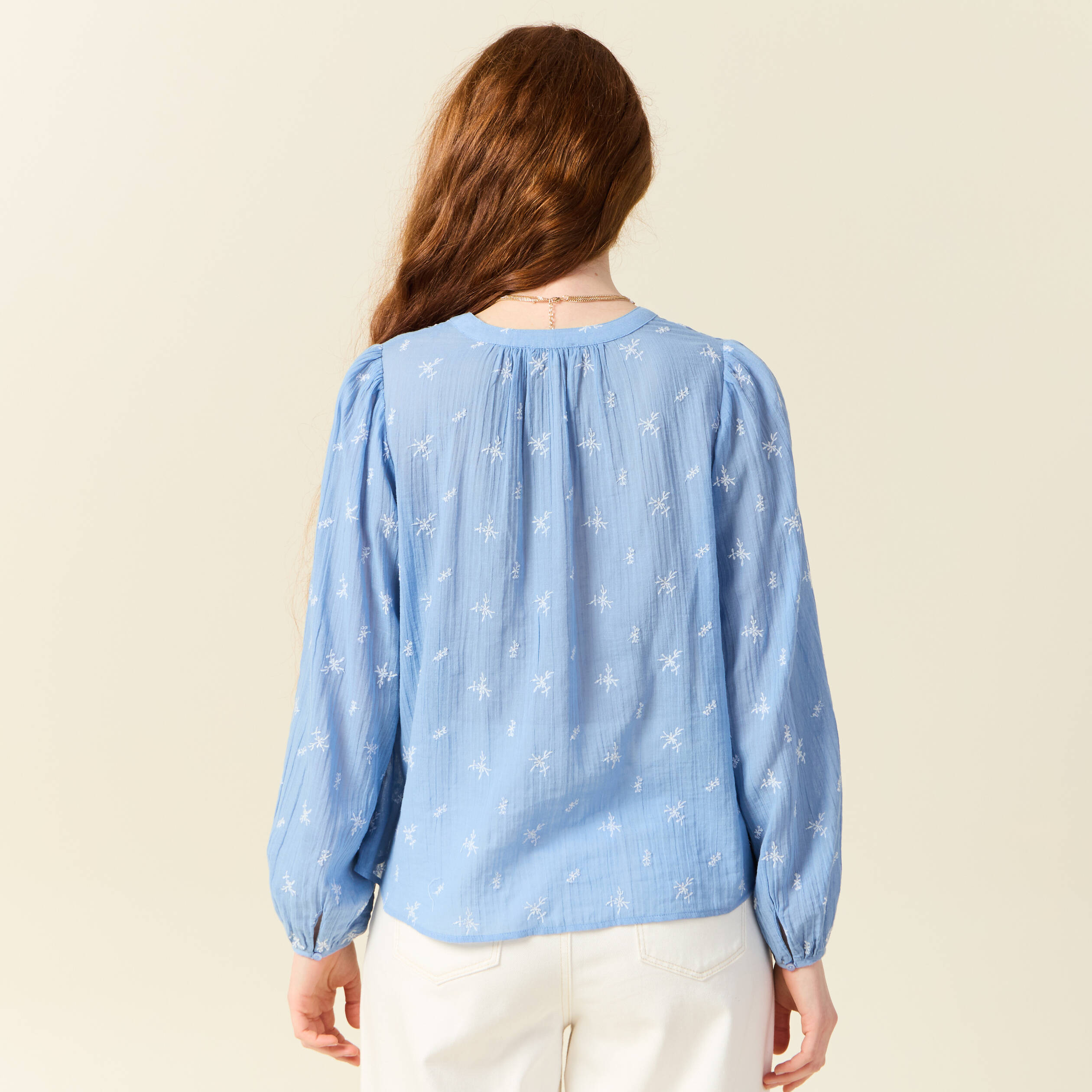 blouse manches longues brodee bleu ciel femme Blouse manches longues brodée bleu ciel femme