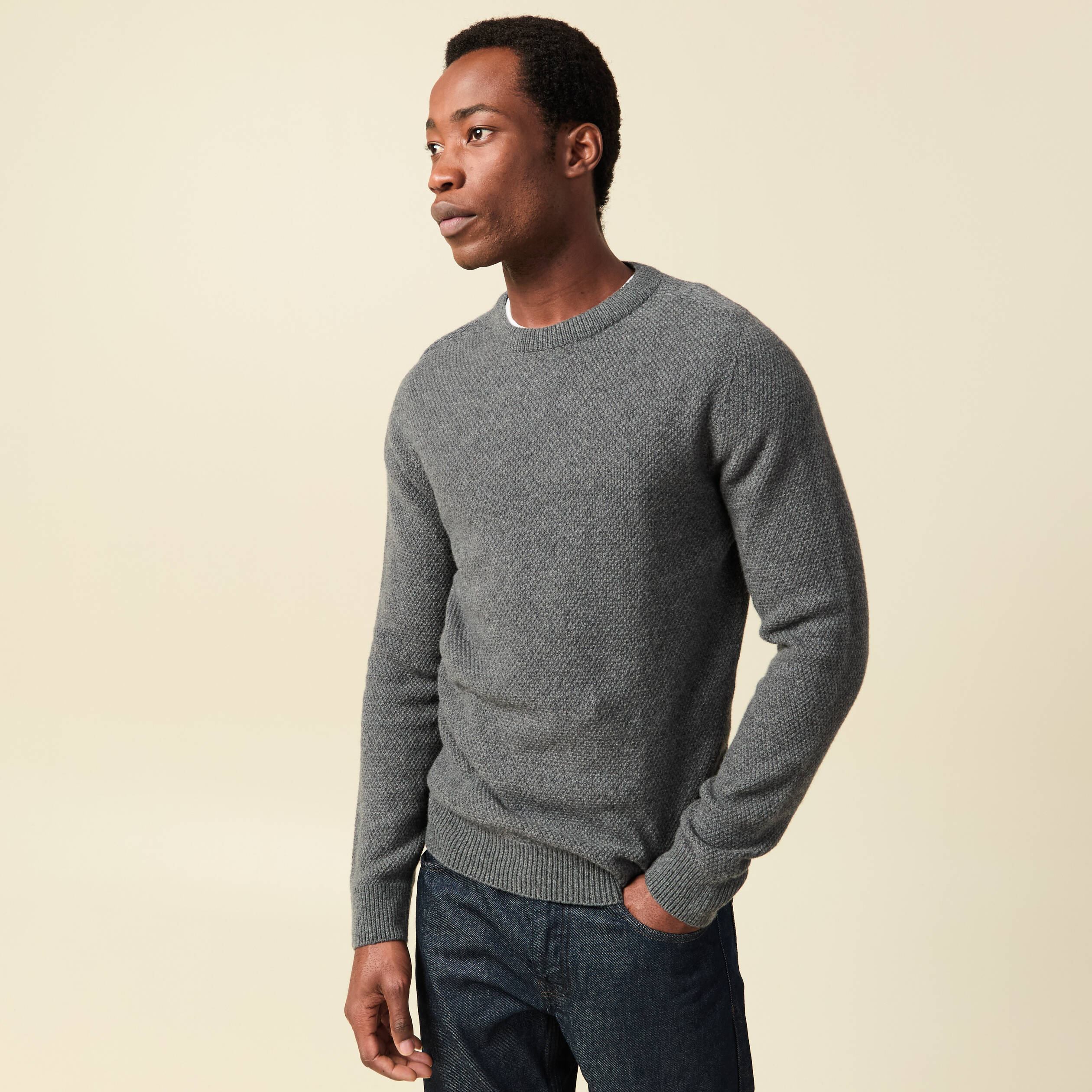 Pull manches longues fabriqu&eacute; en France gris fonc&eacute; homme