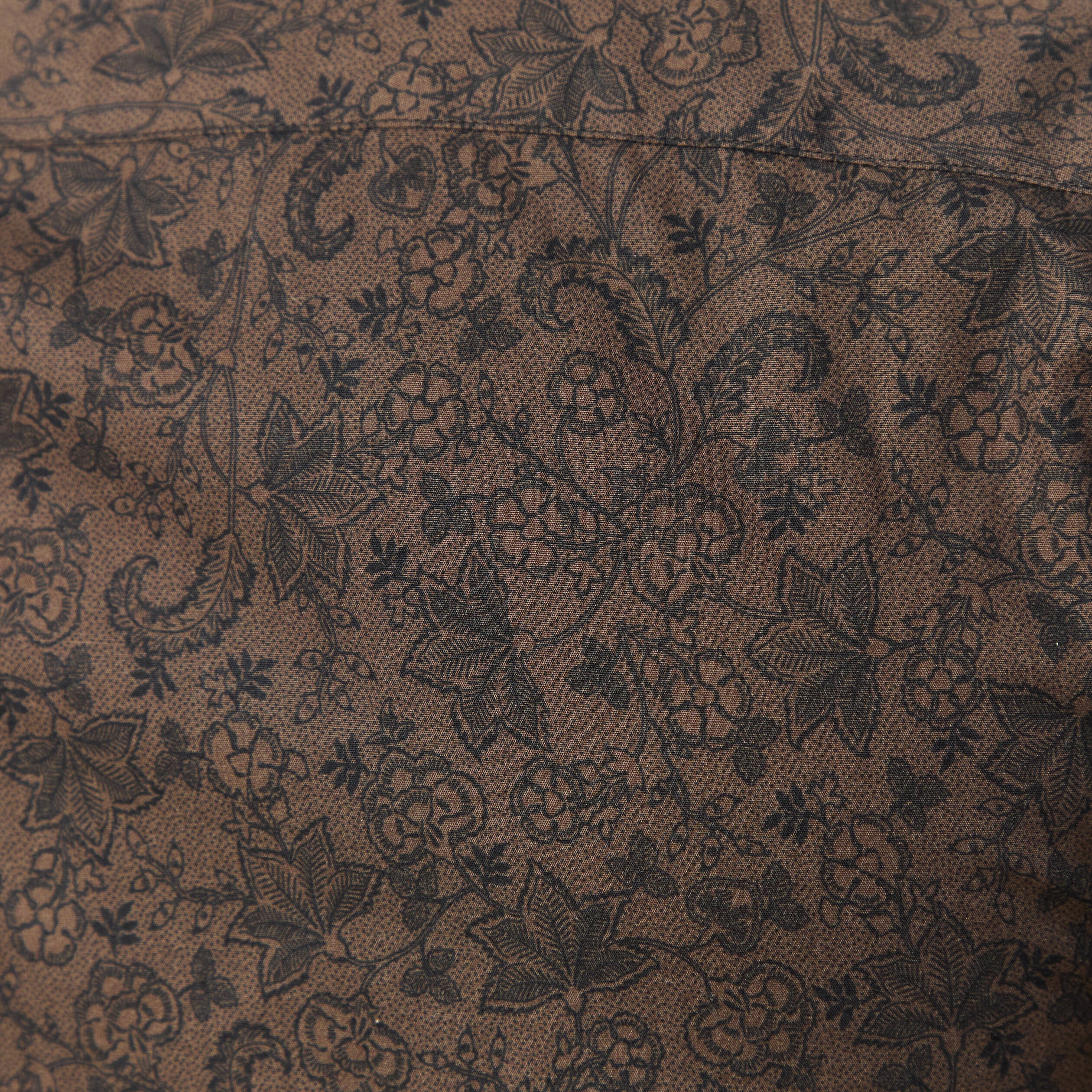 Chemise cintr&eacute;e manches longues en coton noir homme