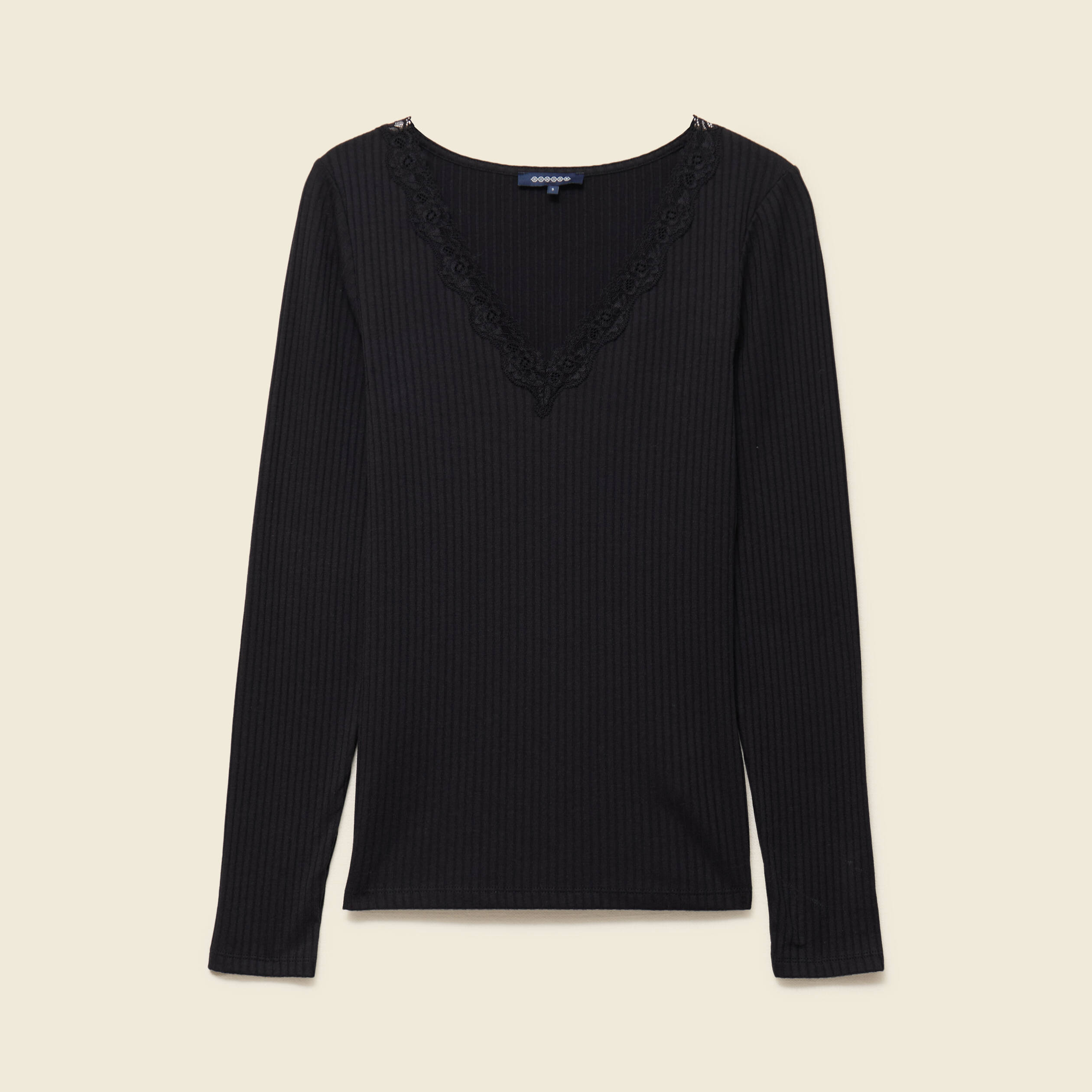 T-shirt cintr&eacute; col v dentelle noir femme