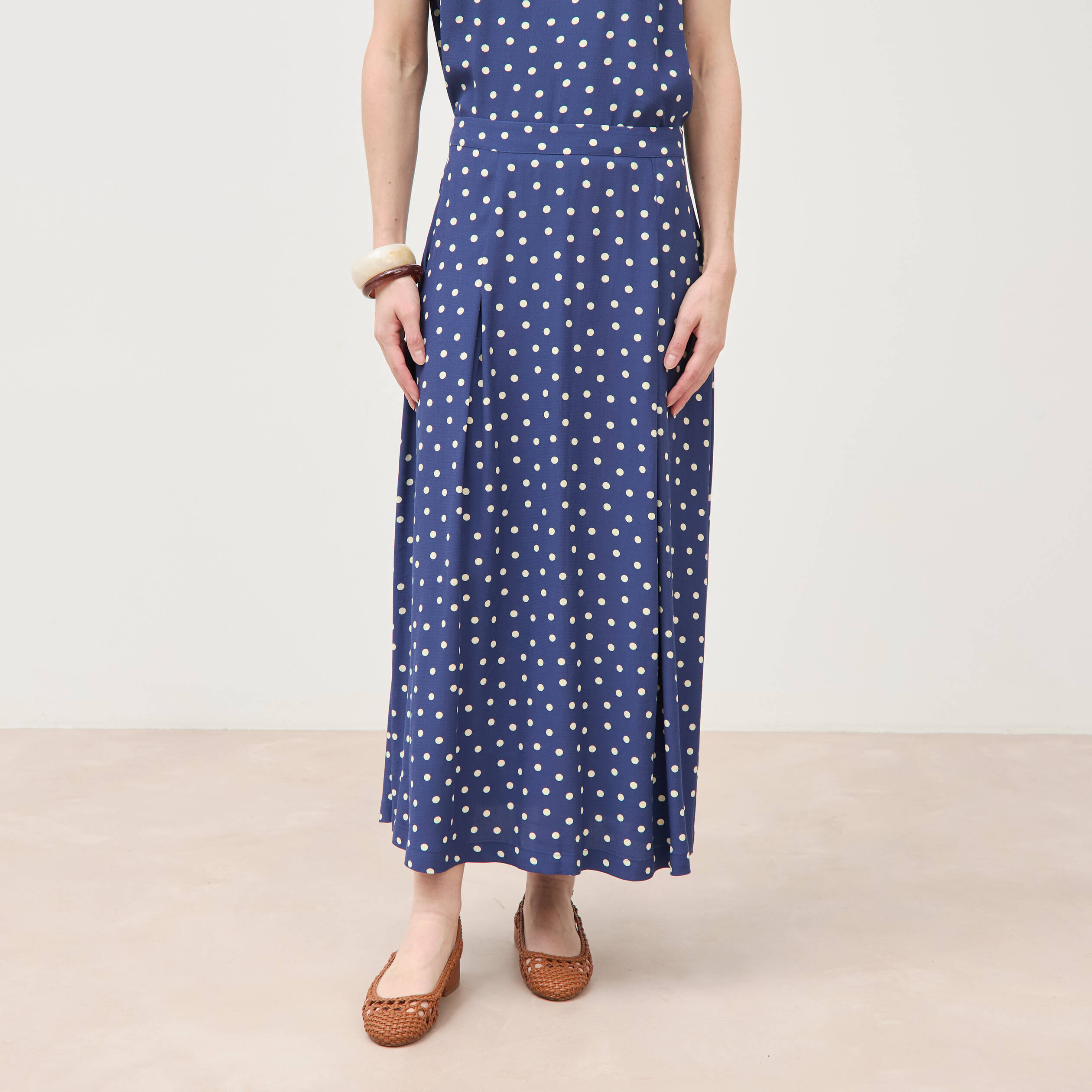 Jupe longue &eacute;vas&eacute;e bleu marine femme