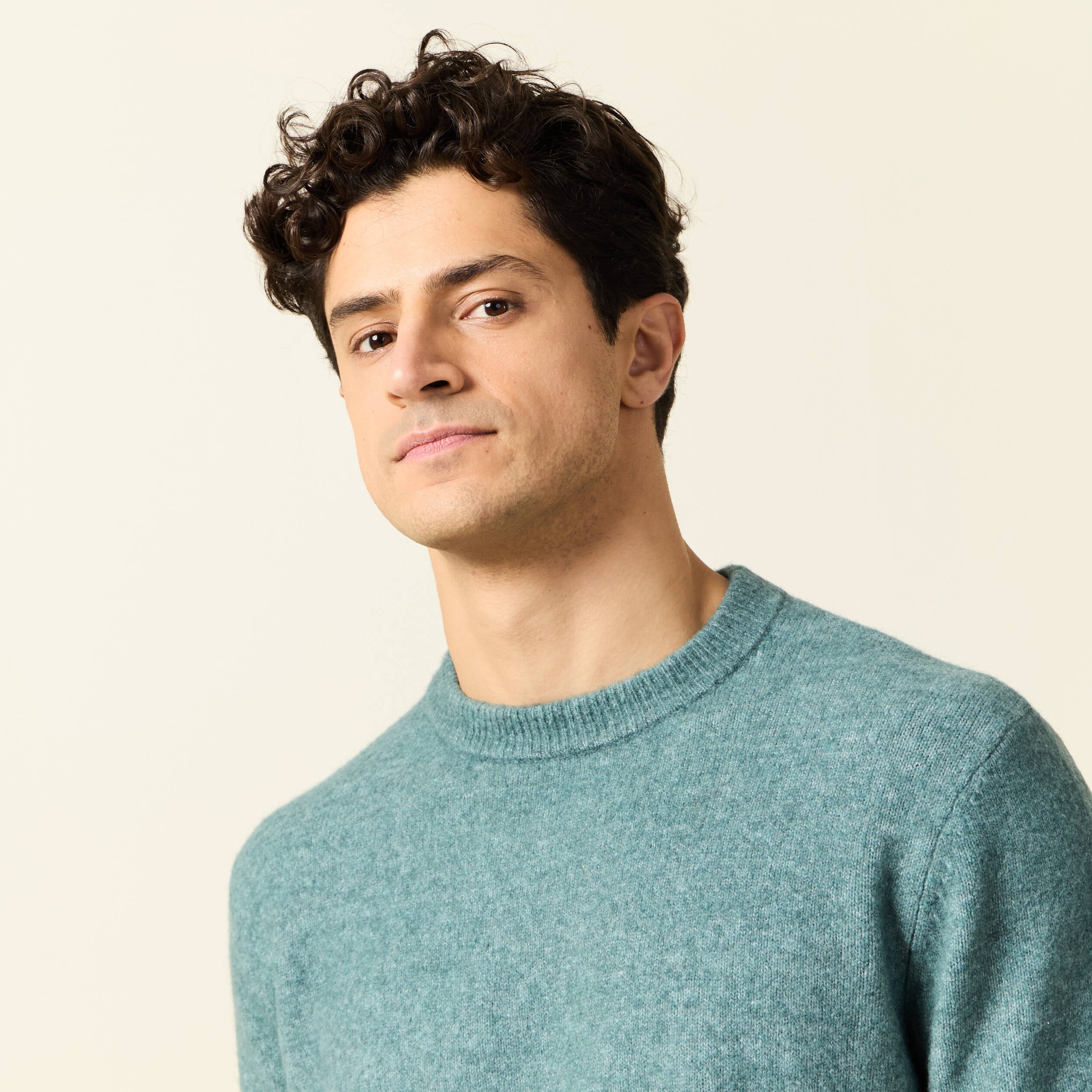 Pull manches longues col rond vert fonc&eacute; homme
