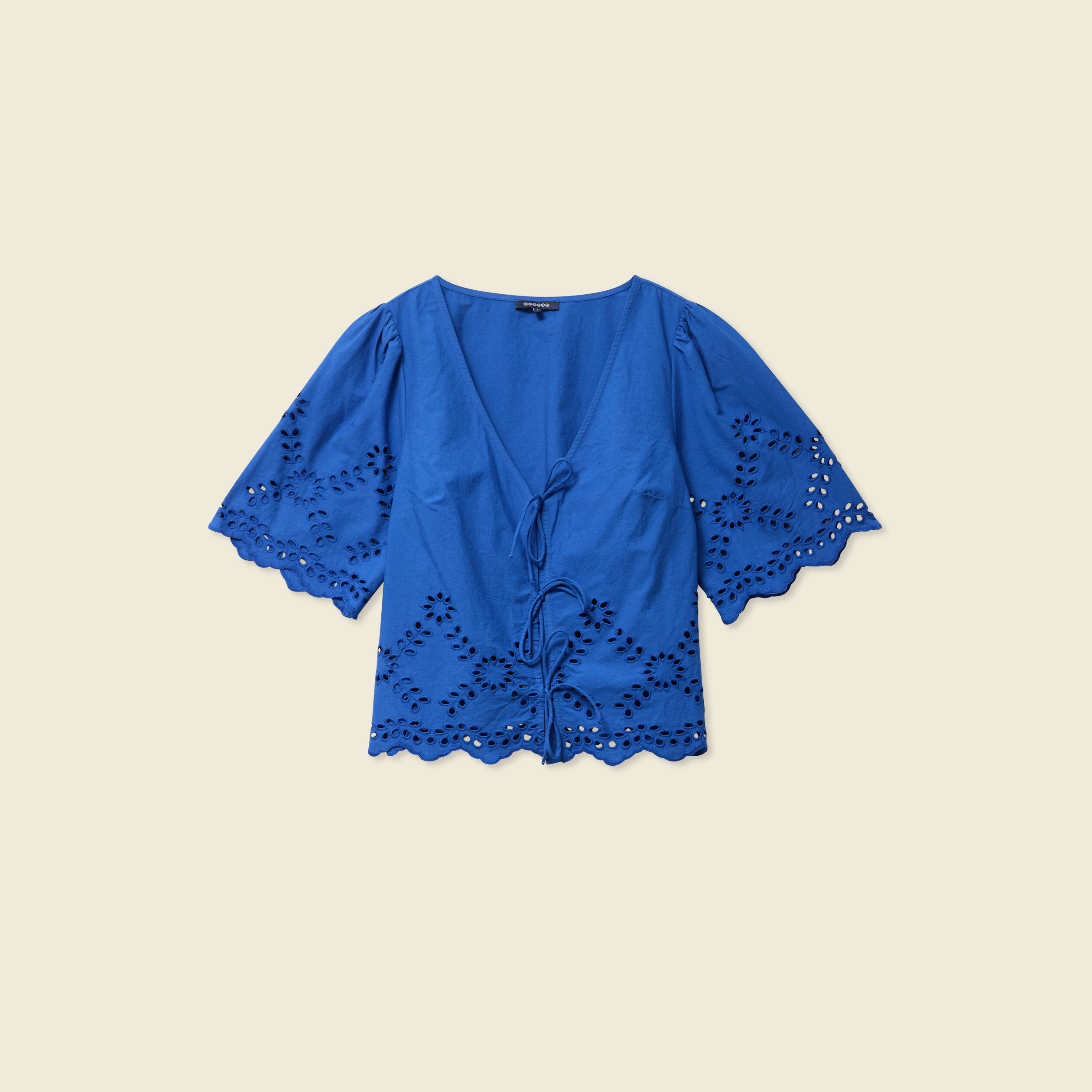 blouse manches courtes brodee bleu electrique femme Blouse manches courtes brodée bleu electrique femme
