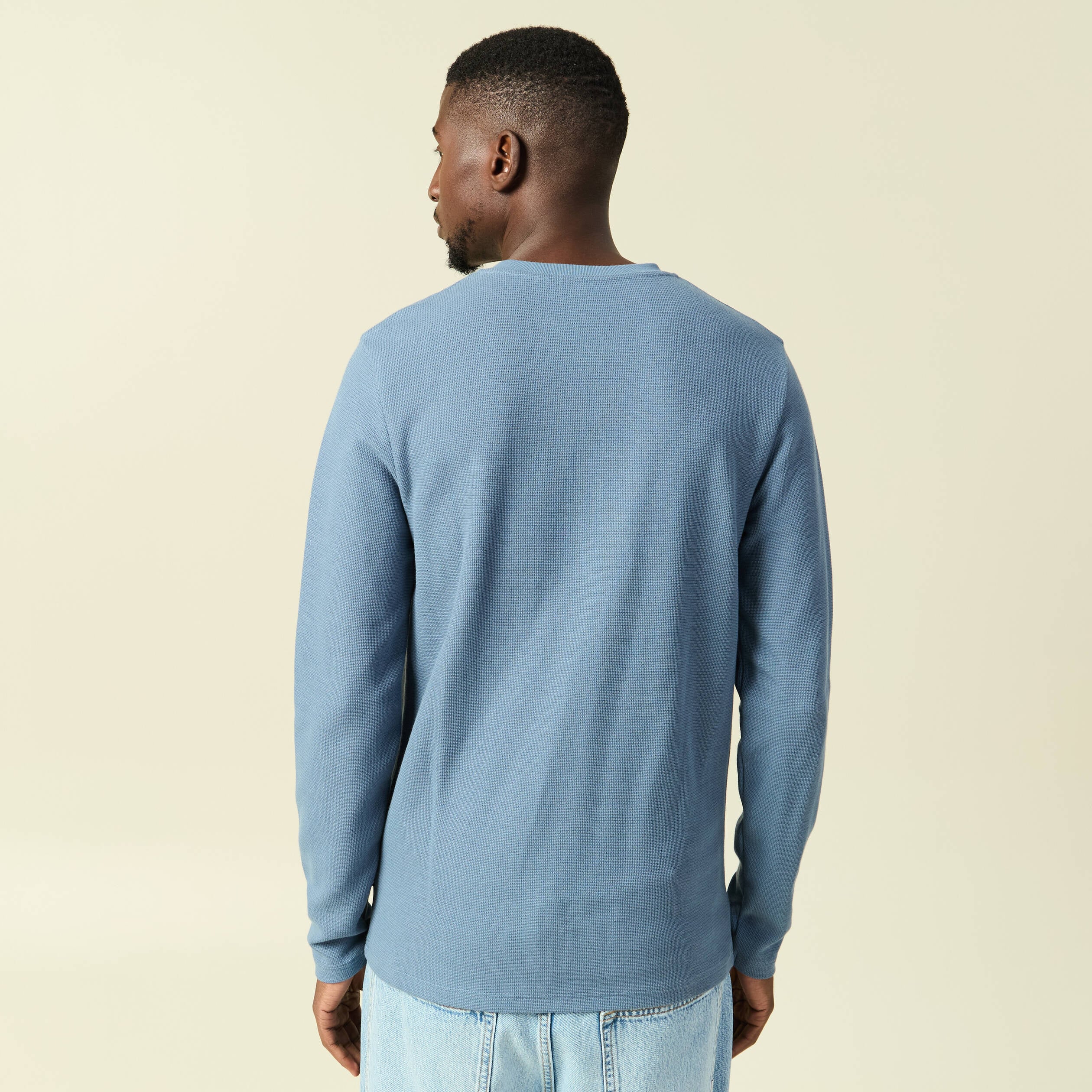 T-shirt manches longues bleu fonc&eacute; homme
