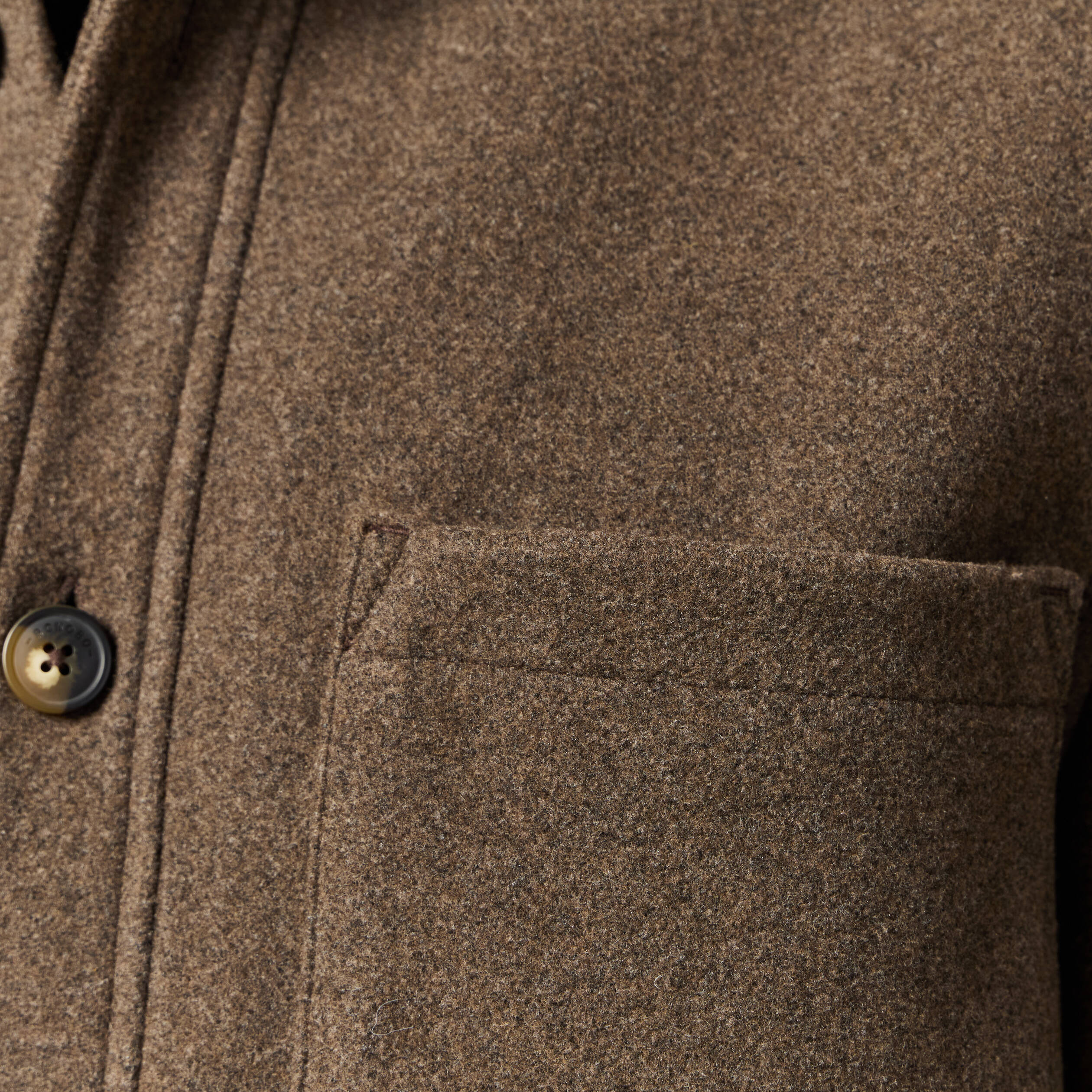 Surchemise boutonn&eacute;e marron fonc&eacute; homme