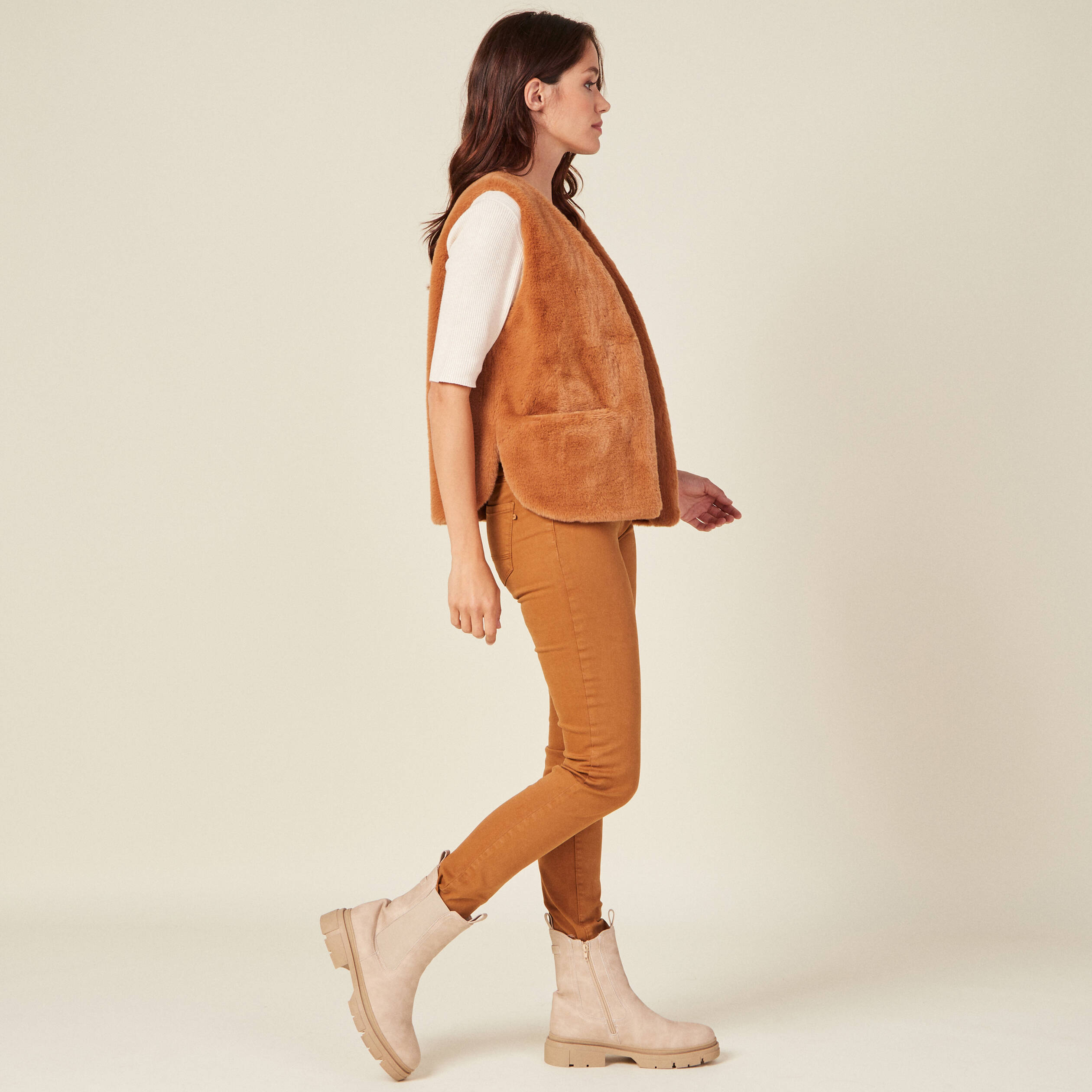 veste droite fausse fourrure marron femme Veste droite fausse fourrure marron femme